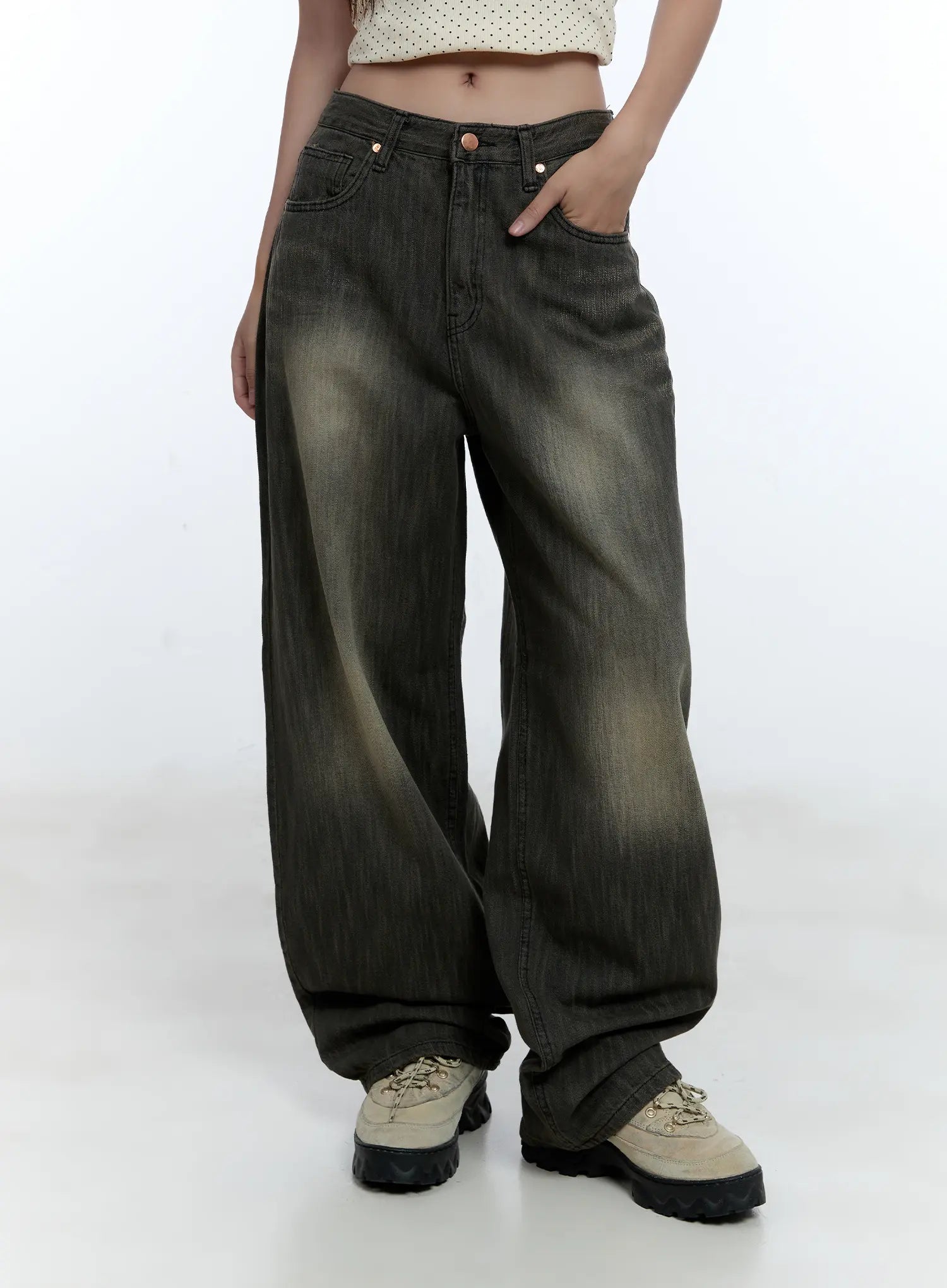 Chaeeun Washed Wide-Leg Jeans CU527