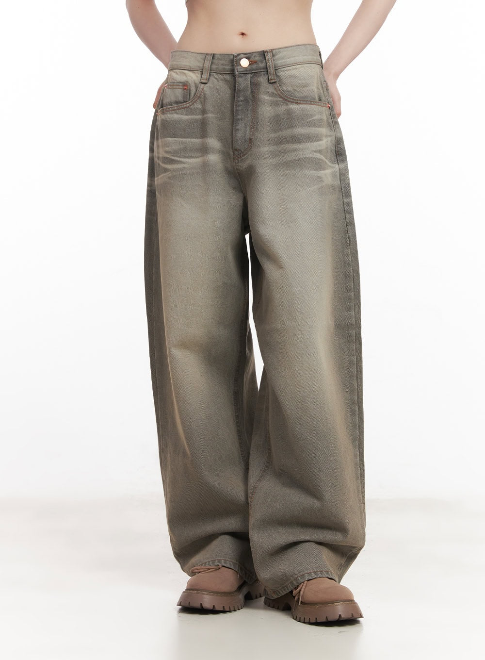 Joey Washed Wide-Leg Jeans CM528