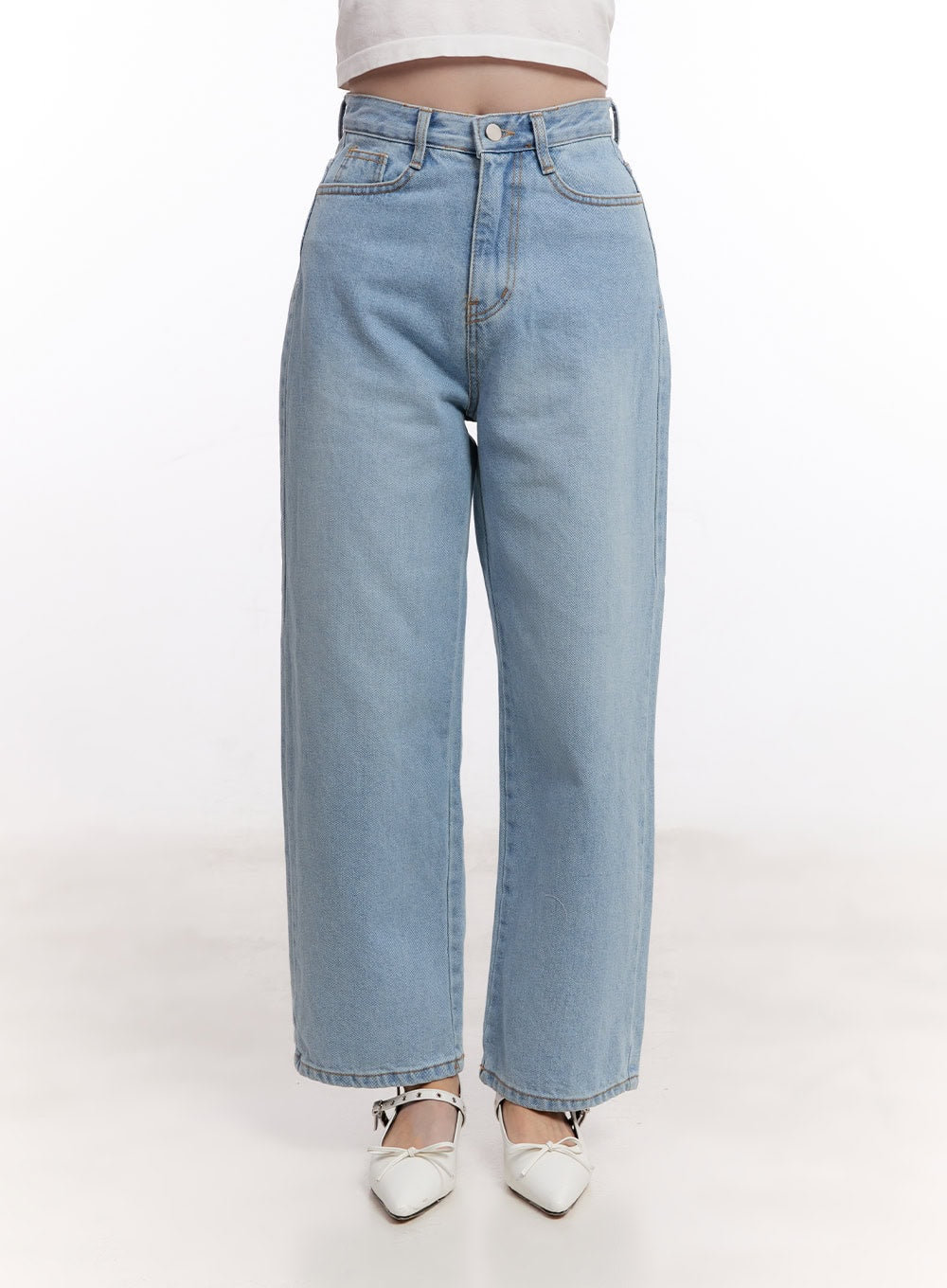 Helen Cuffed Straight-Fit Jeans CM526