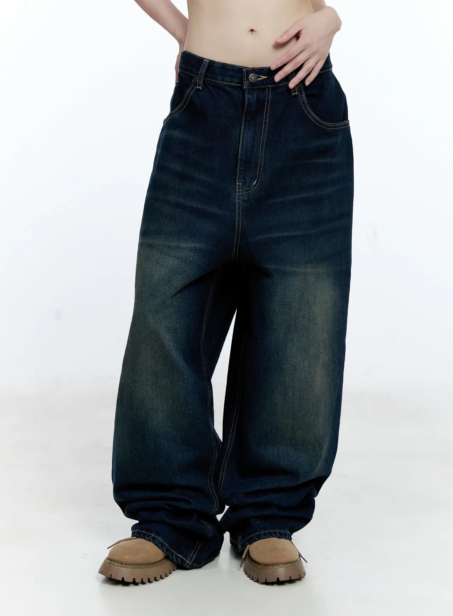 Jinnie Washed Wide-Leg Jeans CG511