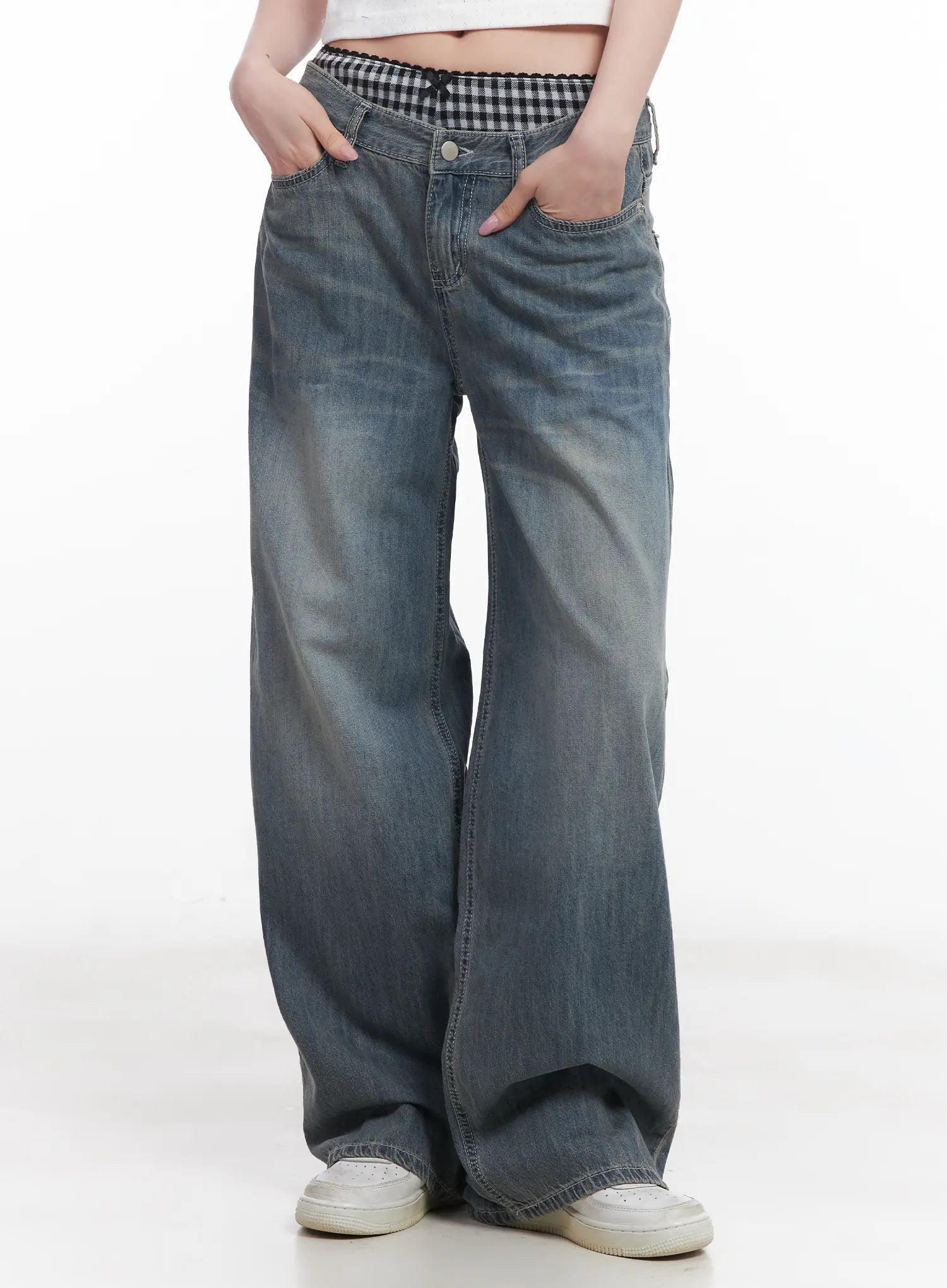 Melani Low-Waist Wide-Leg Jeans CU510