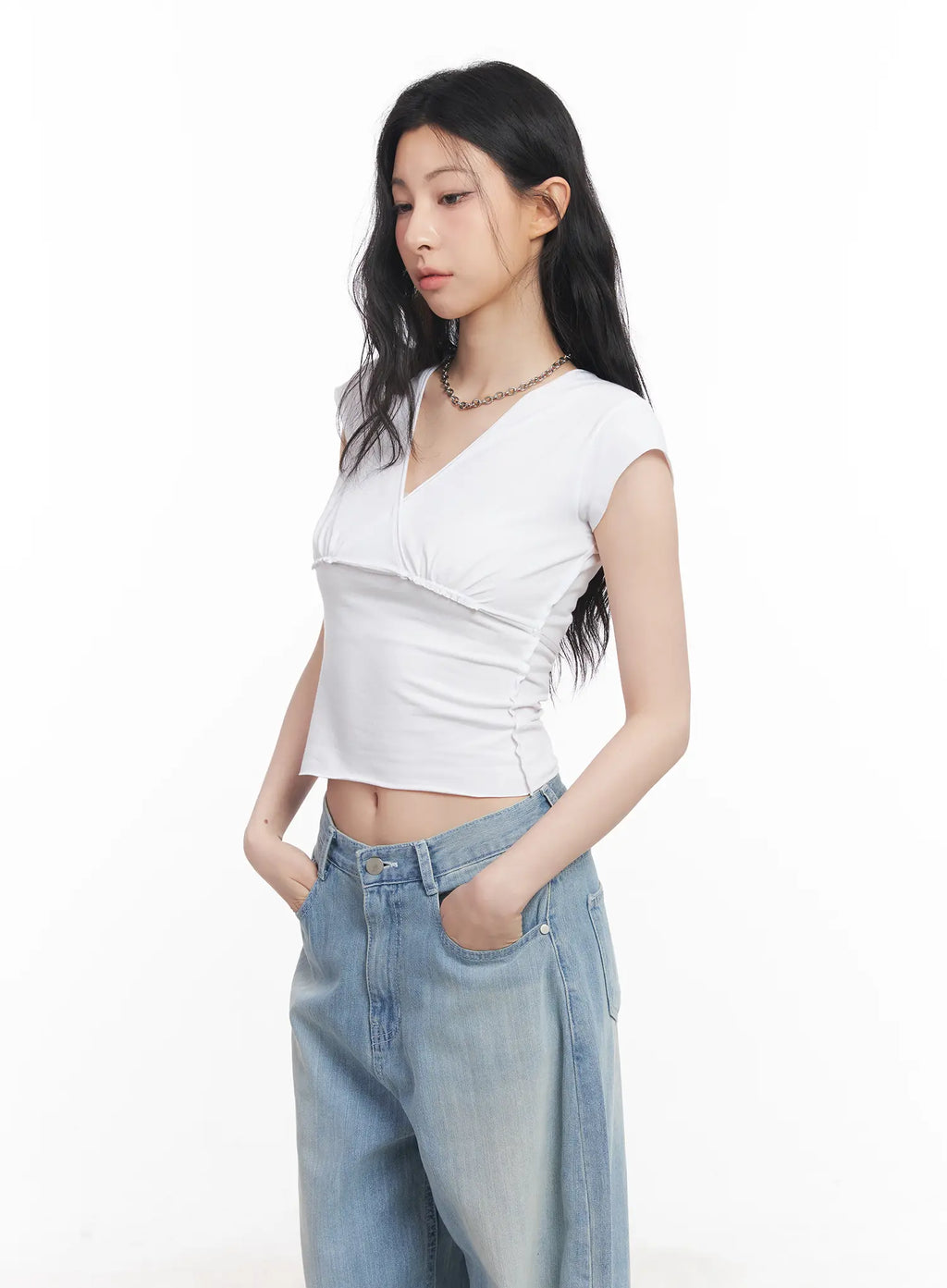V-Neck Cropped Tee CU511