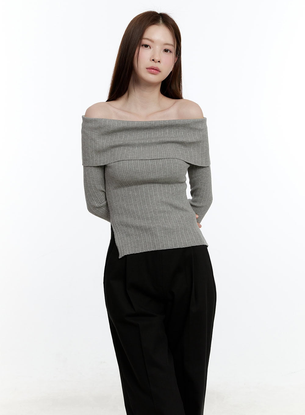 Ribbed Slim-Fit Off-Shoulder Top CM521