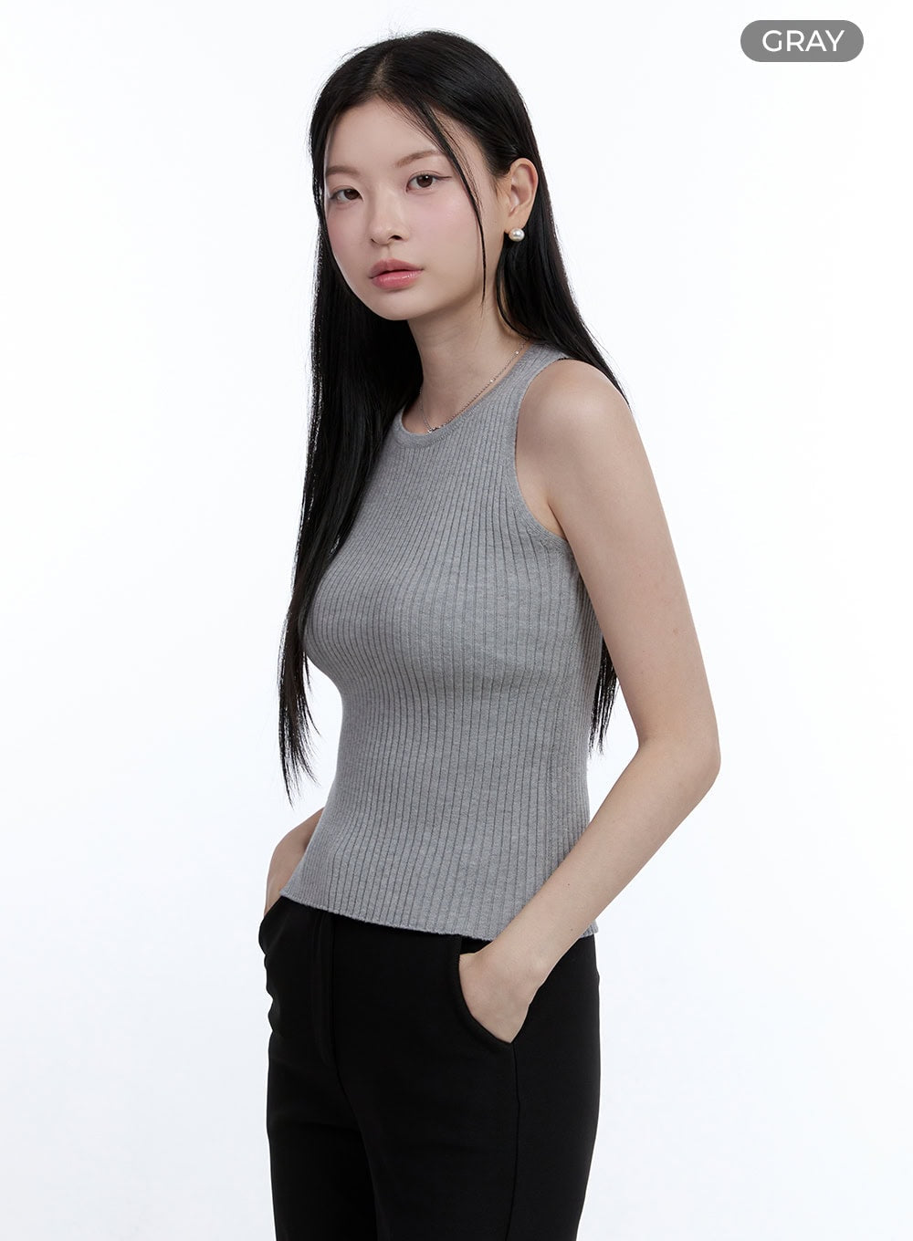 Slim-Fit Round-Neck Camisole OO429