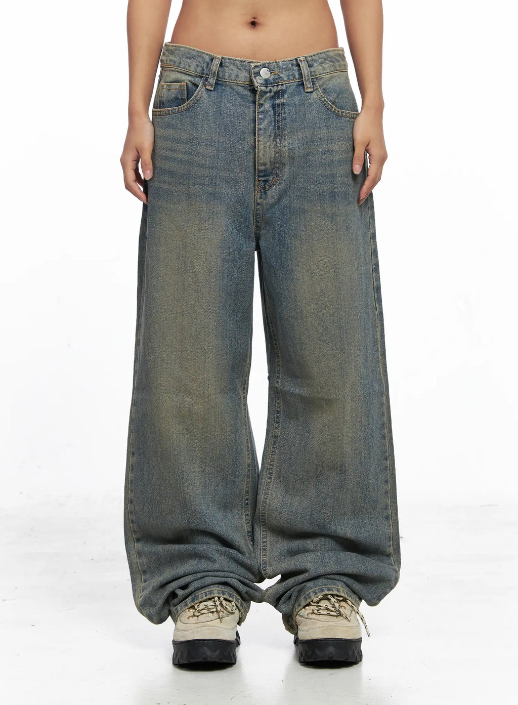 Denver Vintage Washed Semi-Wide Jeans CO513
