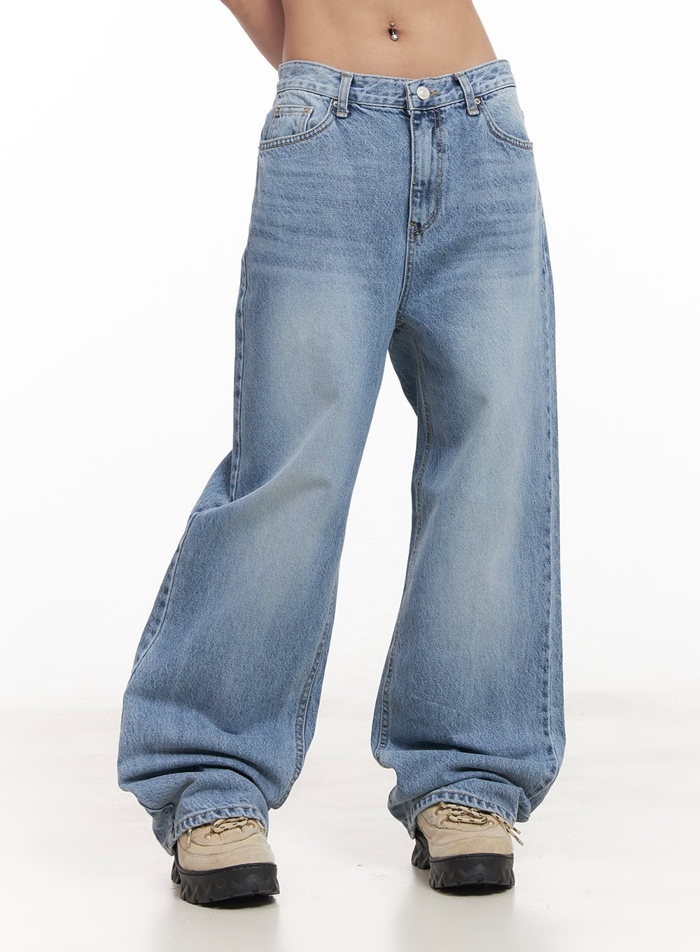 Rihanna Wide-Leg Jeans CM506