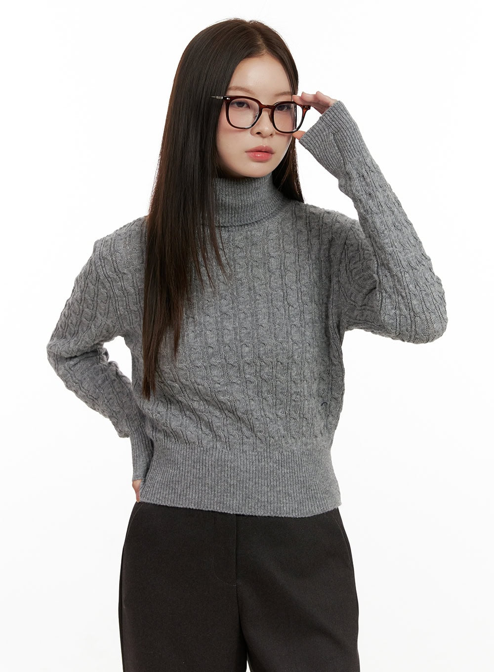 Cable Knit Turtleneck Sweater ON422