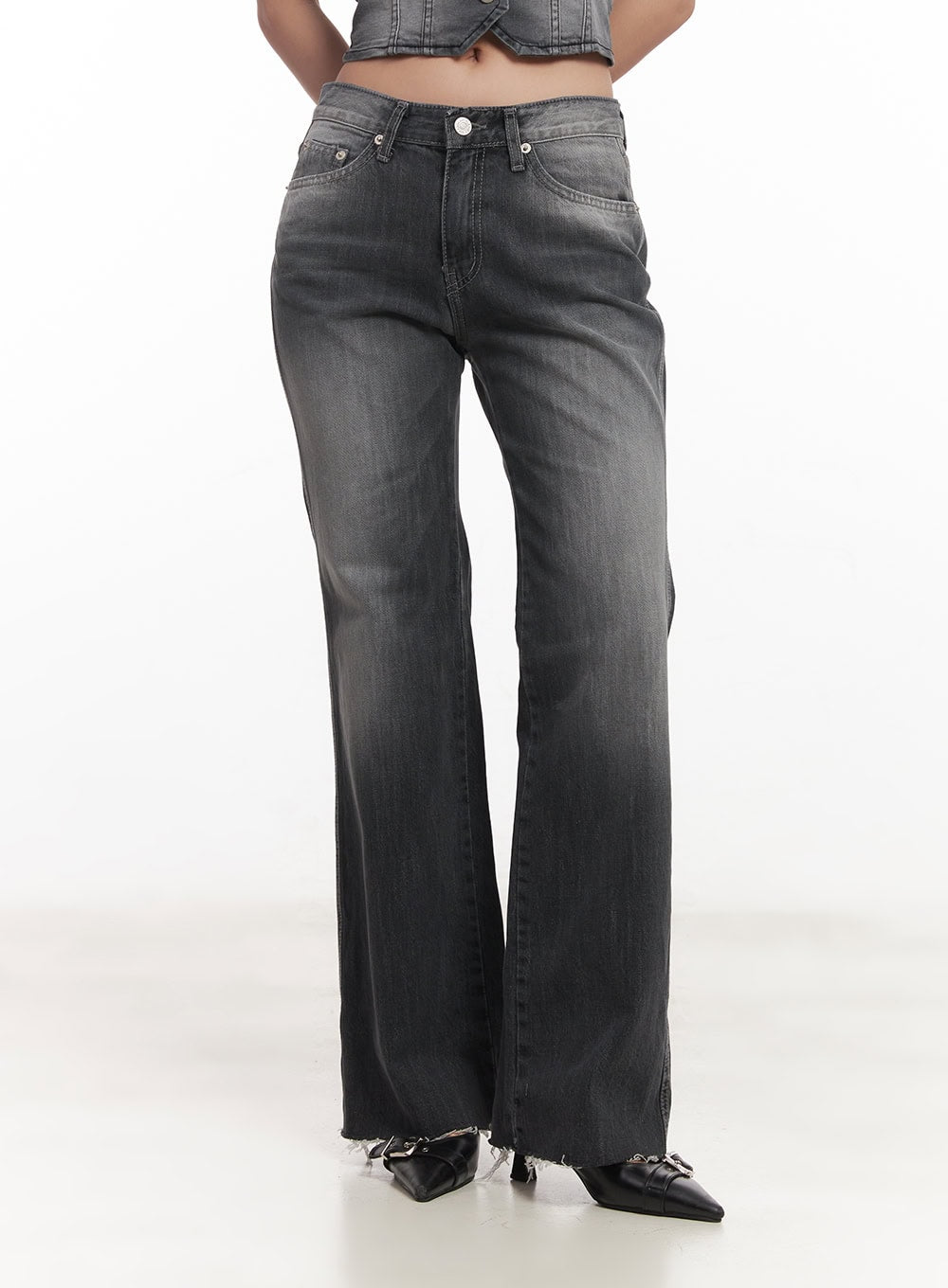 Angela Slim-Fit Flared Jeans CA518