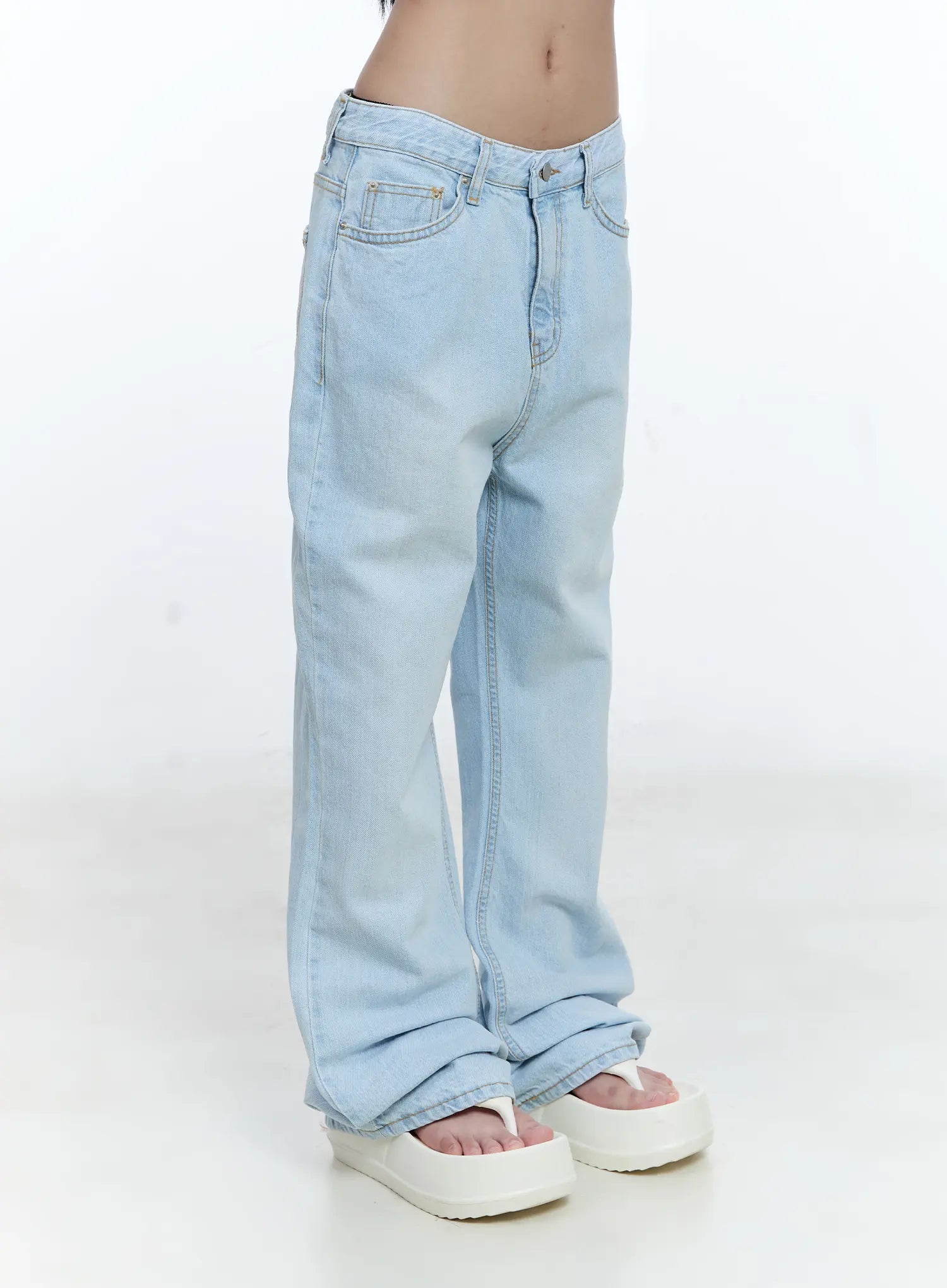 Mae Washed Flare Denim Jeans CG512