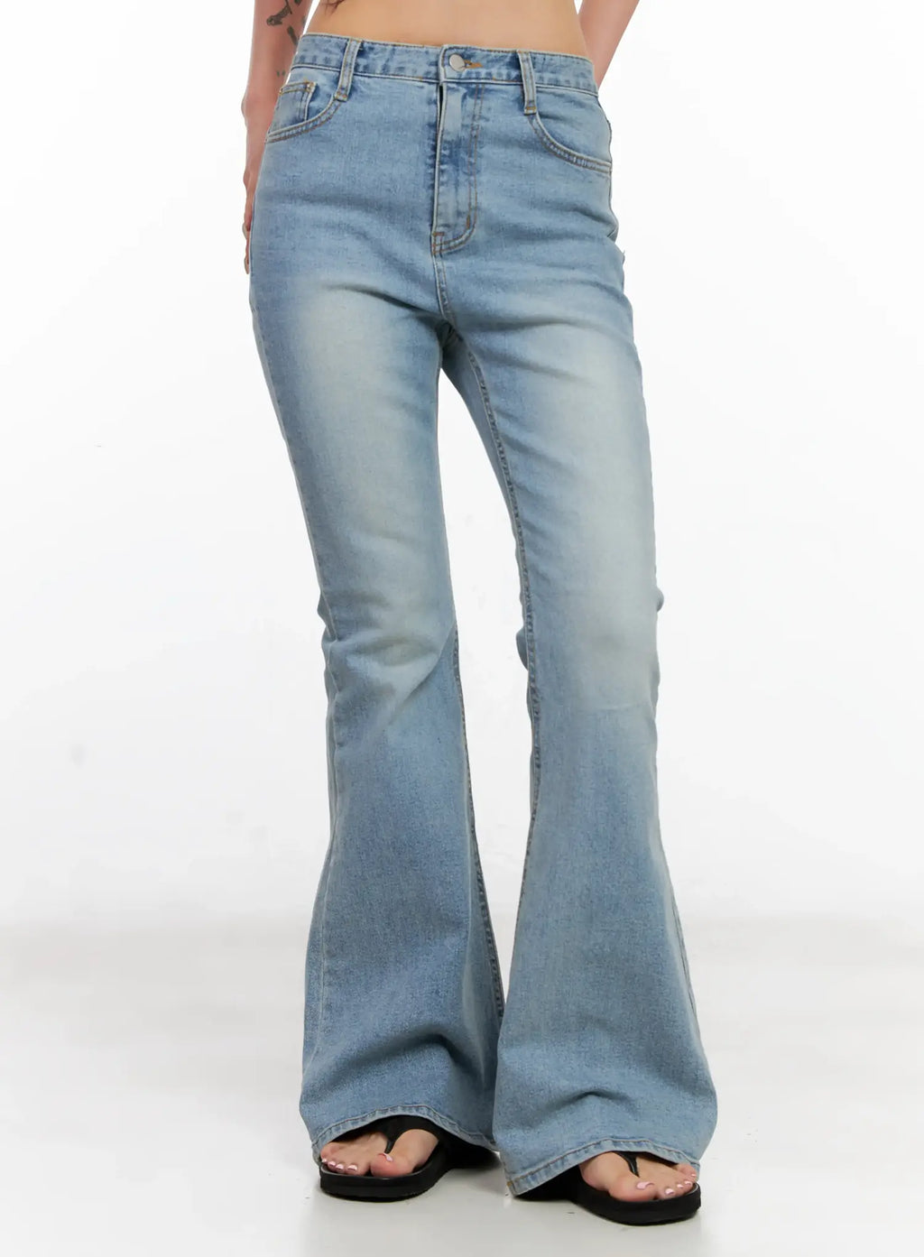 Byeol Washed Flare Denim Jeans CL525