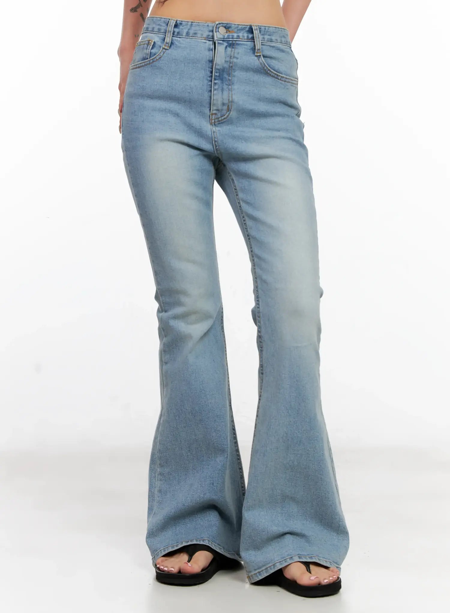 Byeol Washed Flare Denim Jeans CL525