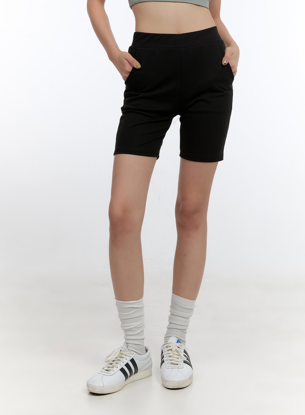 Slim Fit Solid Active Shorts CO431