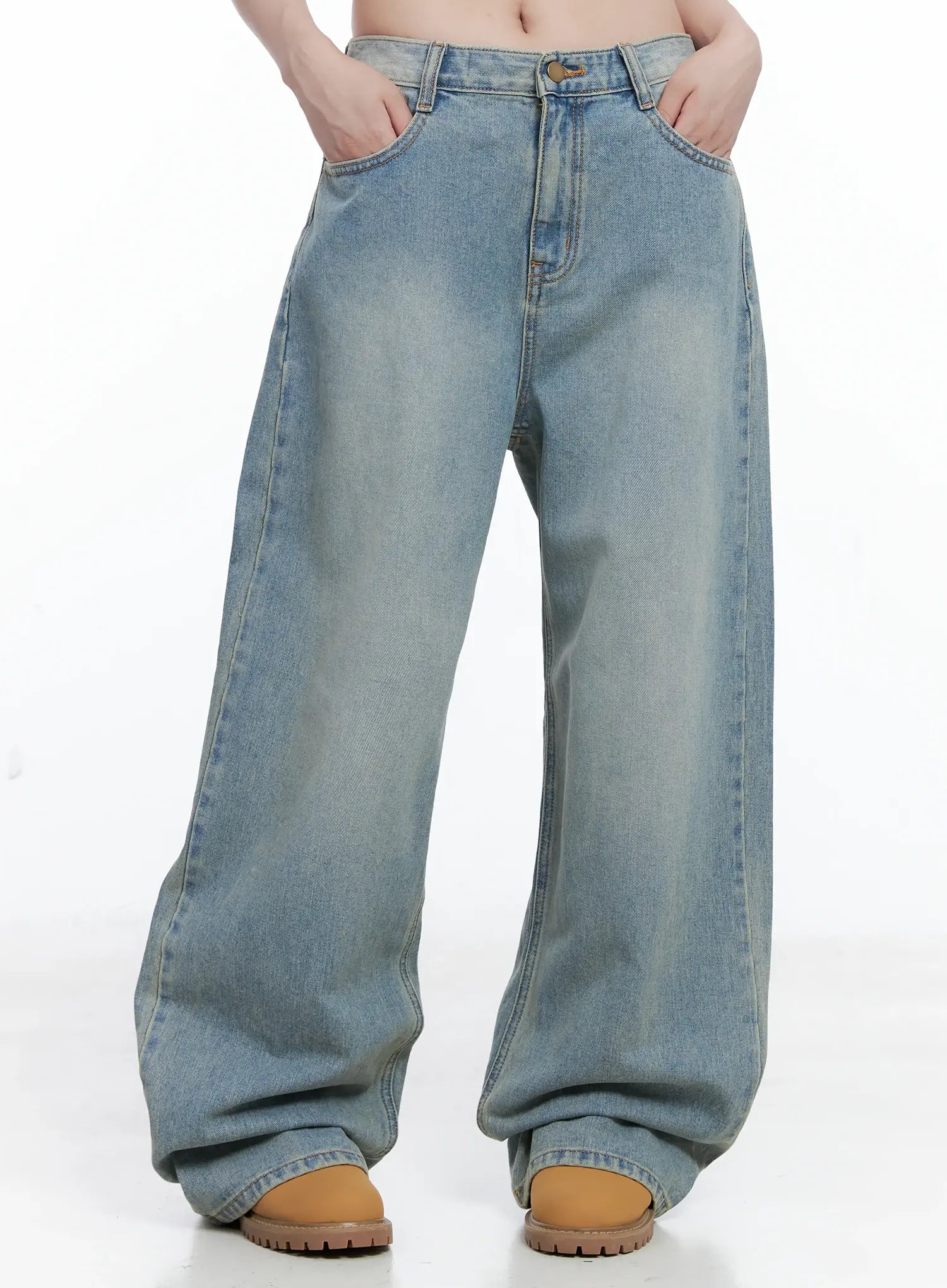 Kylee Washed Wide-Leg Jeans CS501