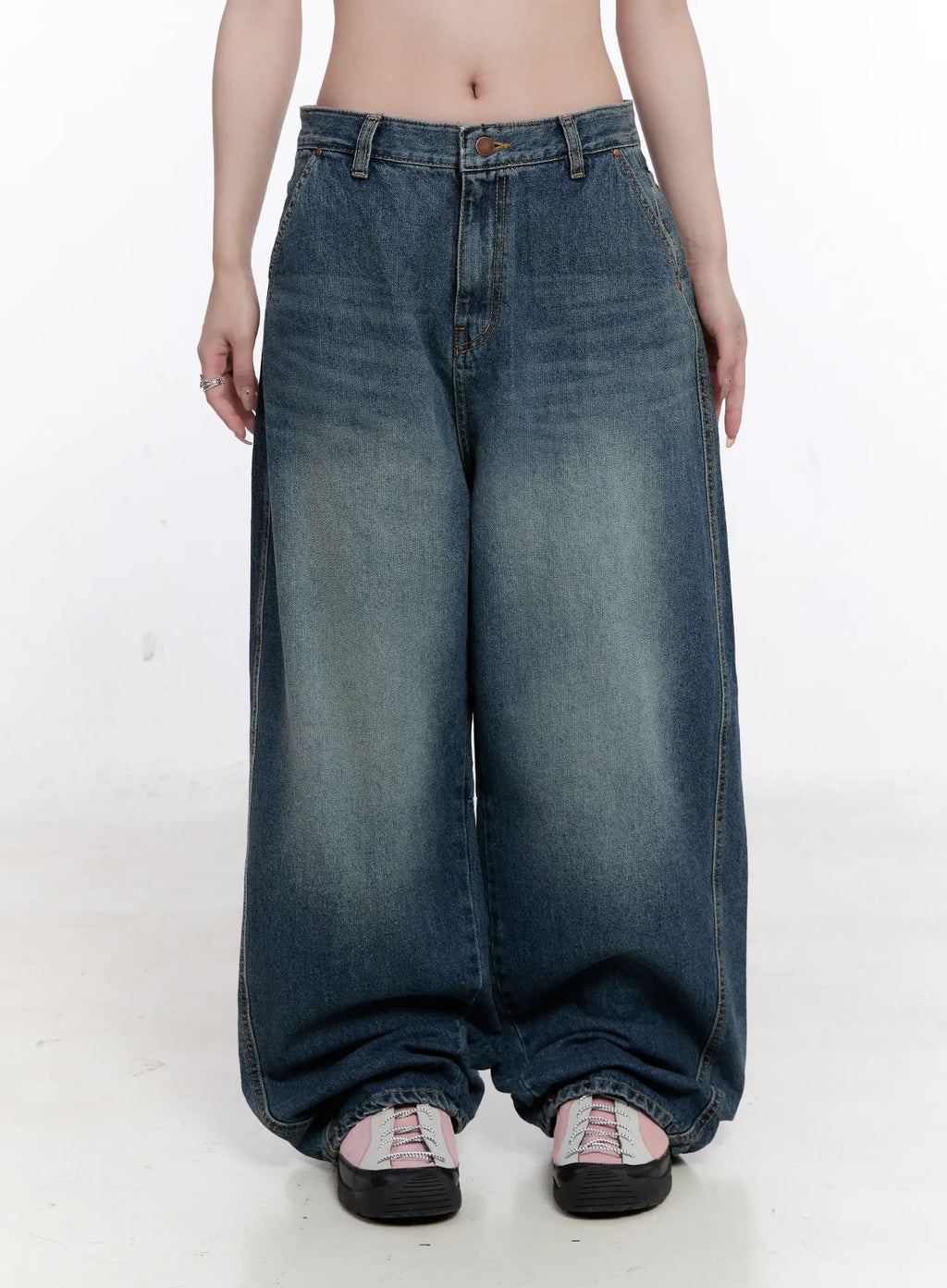 Mylah Washed Wide-Leg Jeans CO501