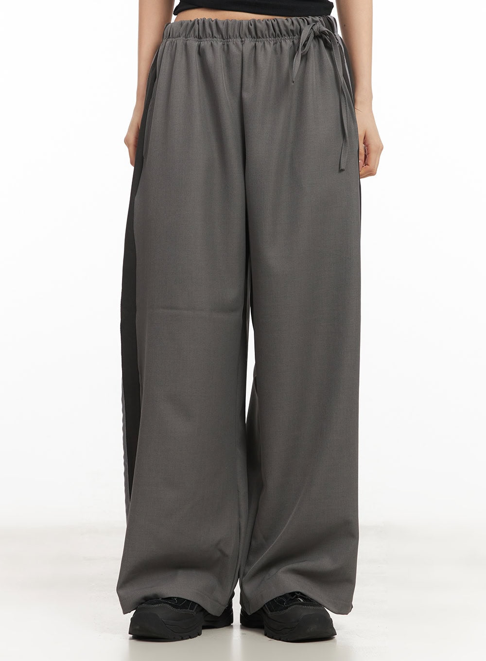 Ribbon Wide-Fit Track Pants CM503