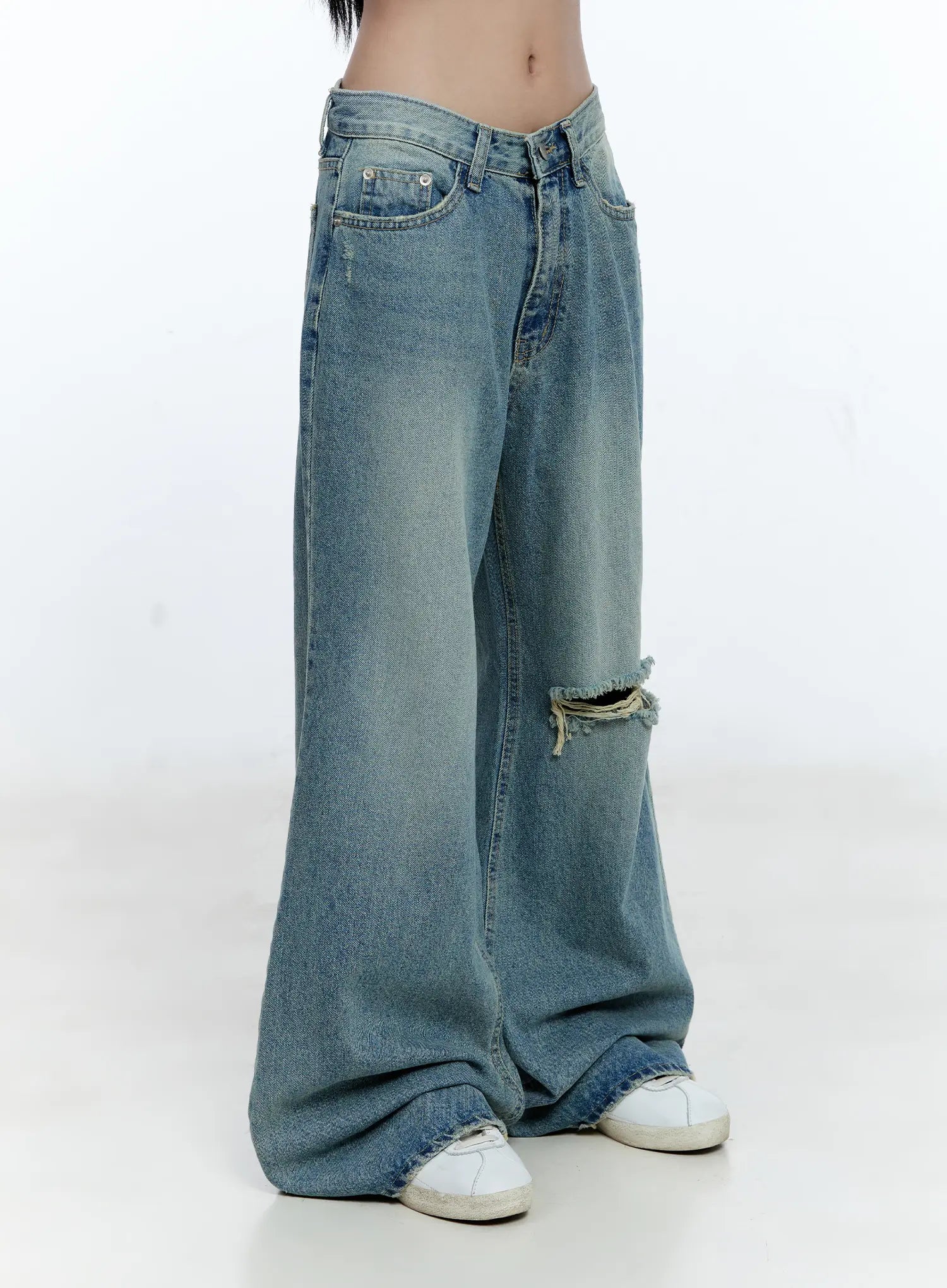 Mazie Distressed Wide-Leg Flare Jeans CG512