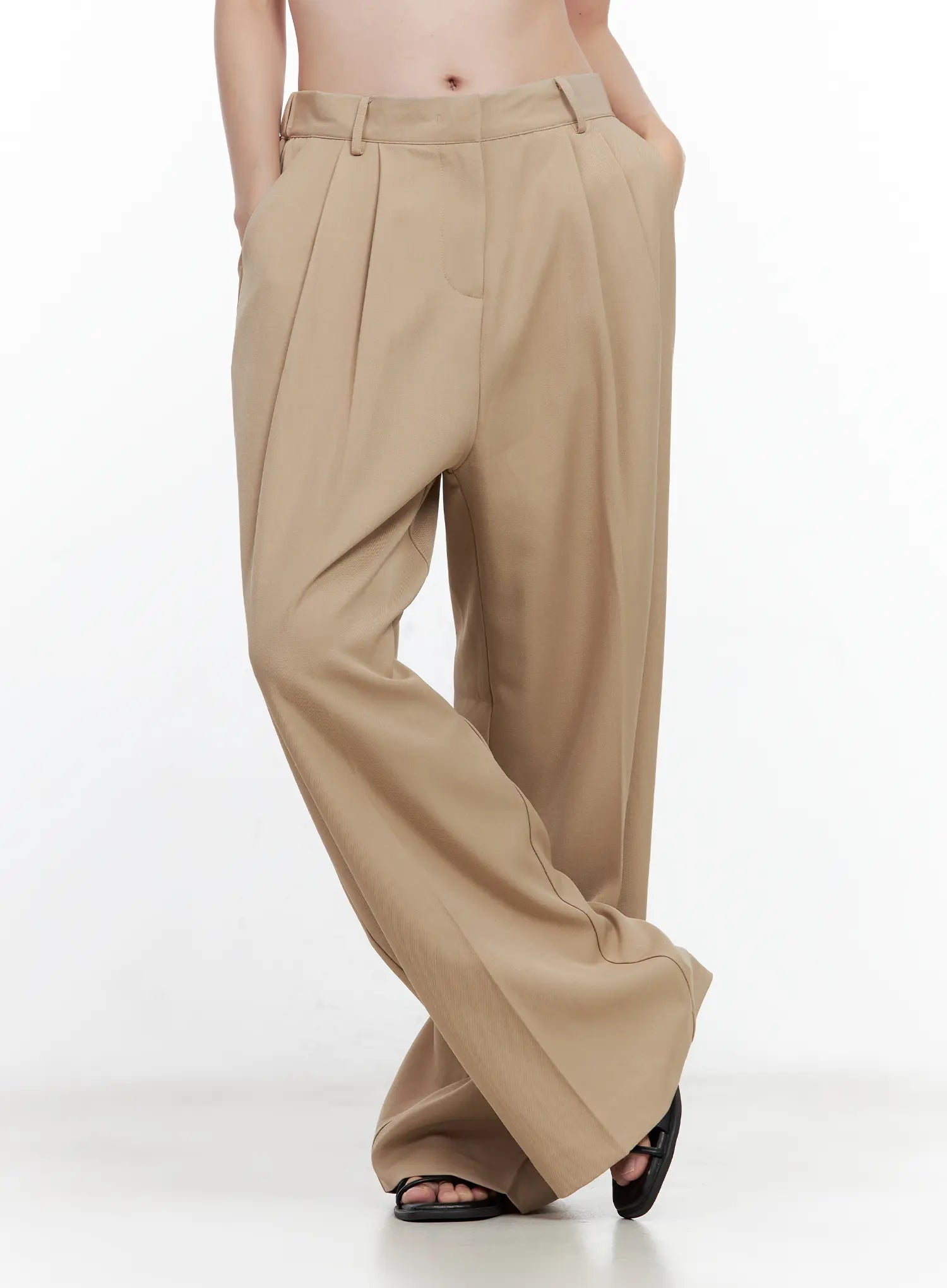 Wide-Leg Pintuck Slacks CL502