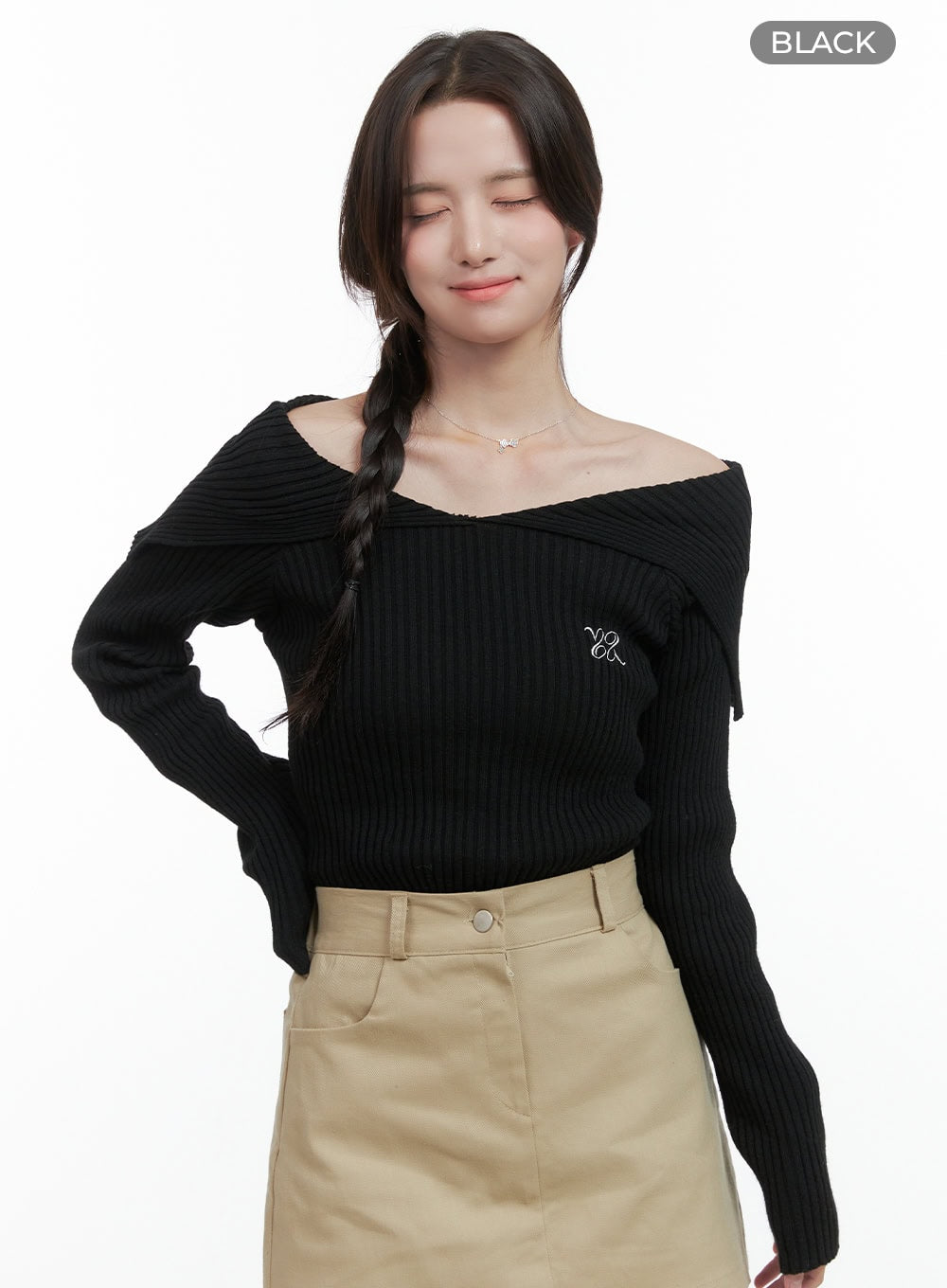 Solid Off Shoulder Knit Top OG409