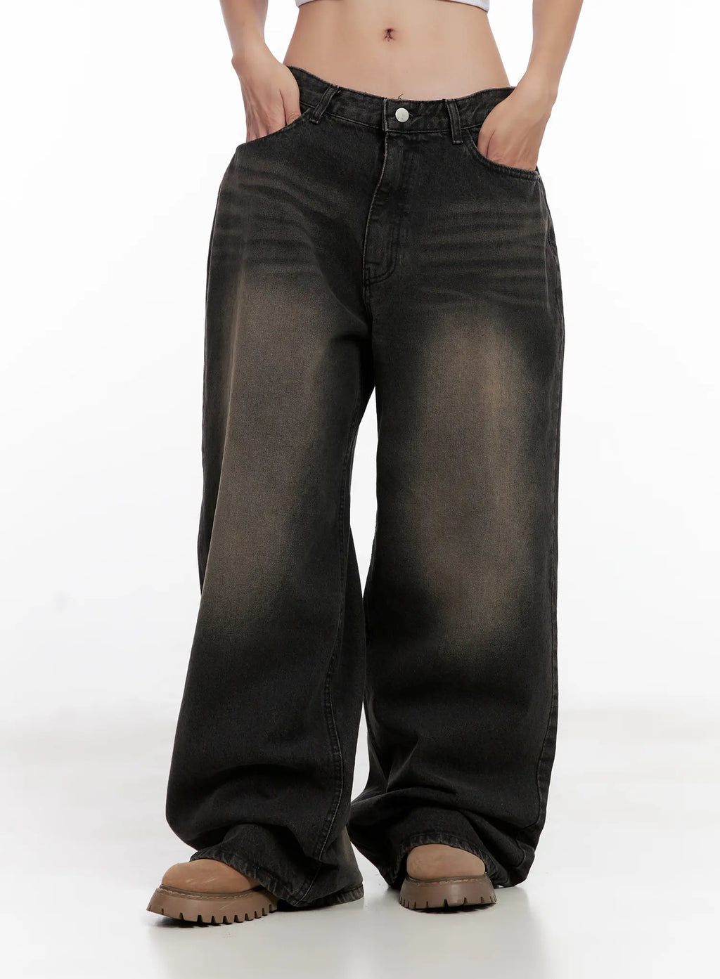 Ari Washed Wide-Leg Denim Jeans CL521