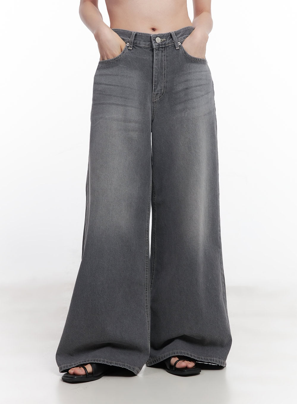 Beatriz Washed Wide-Leg Jeans CY519