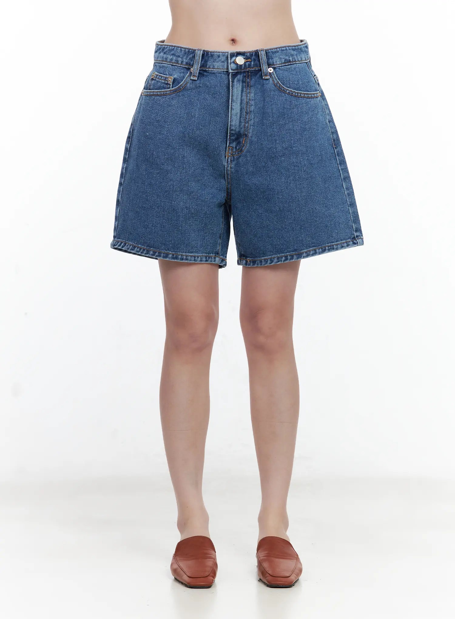 Oversized Mid-Rise Jorts CL502