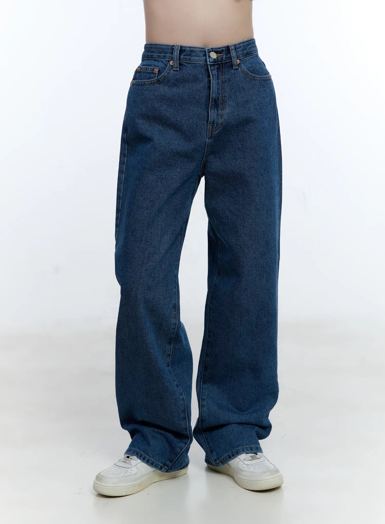 Ezra Straight-Fit Jeans CC0608