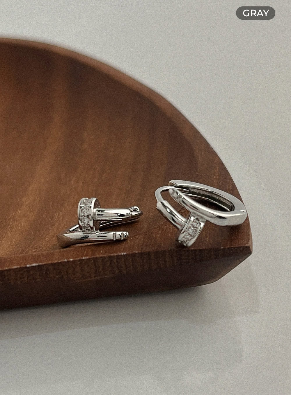 Nasam Round Earrings IL415