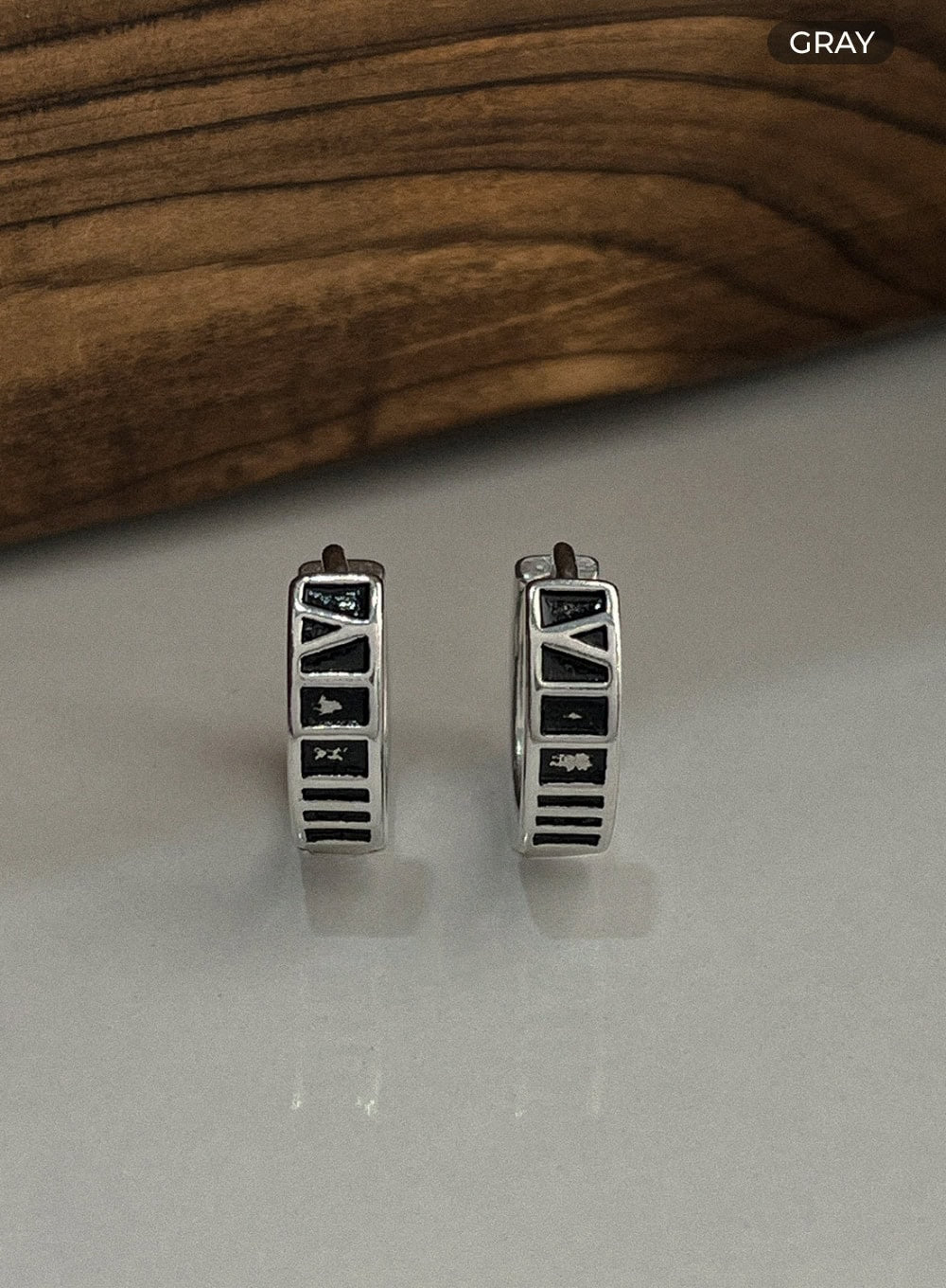 Rom Number Earrings IL415