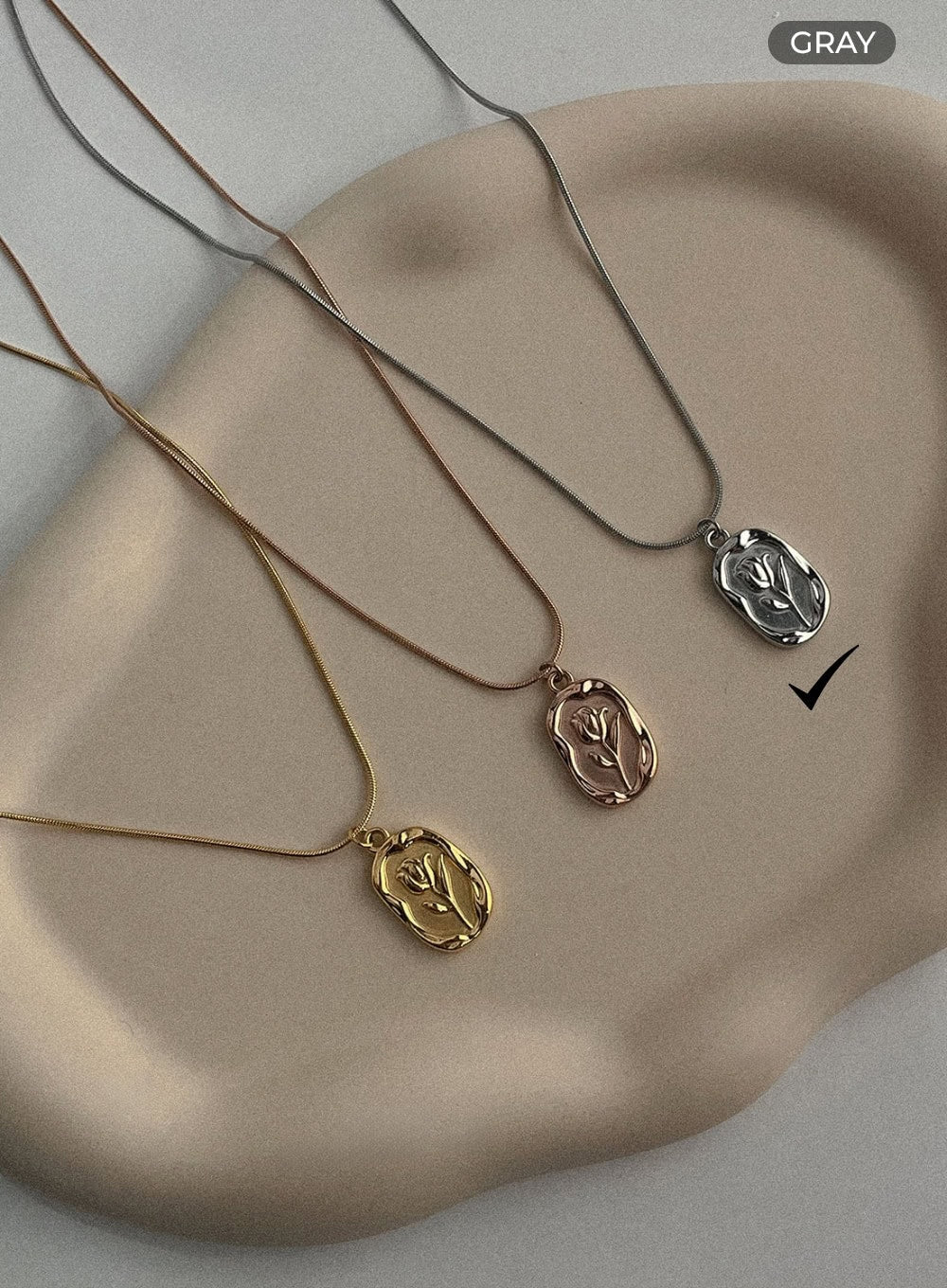 Flower Shilling Necklace IL405