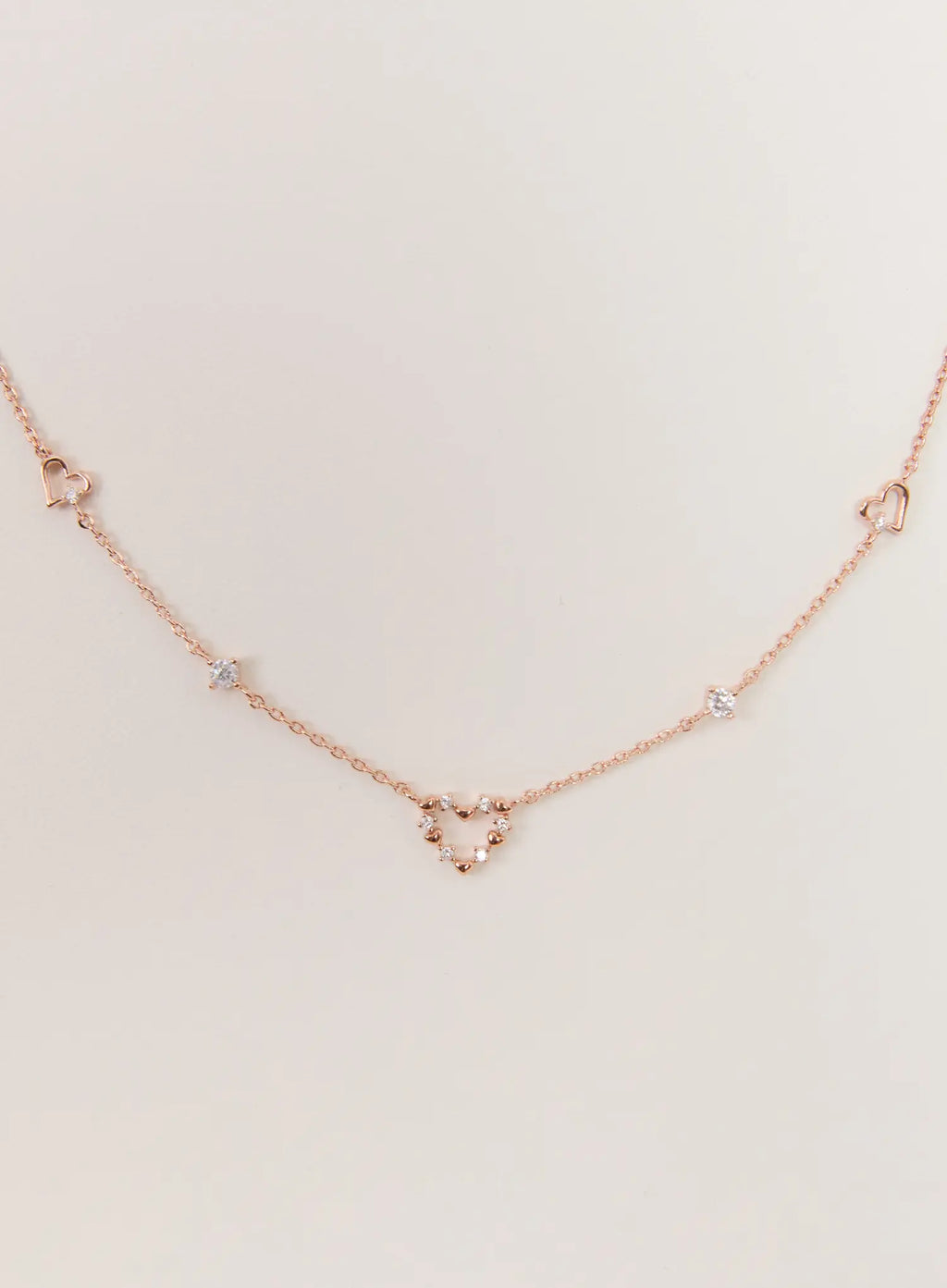 Heartfall Necklace IS517