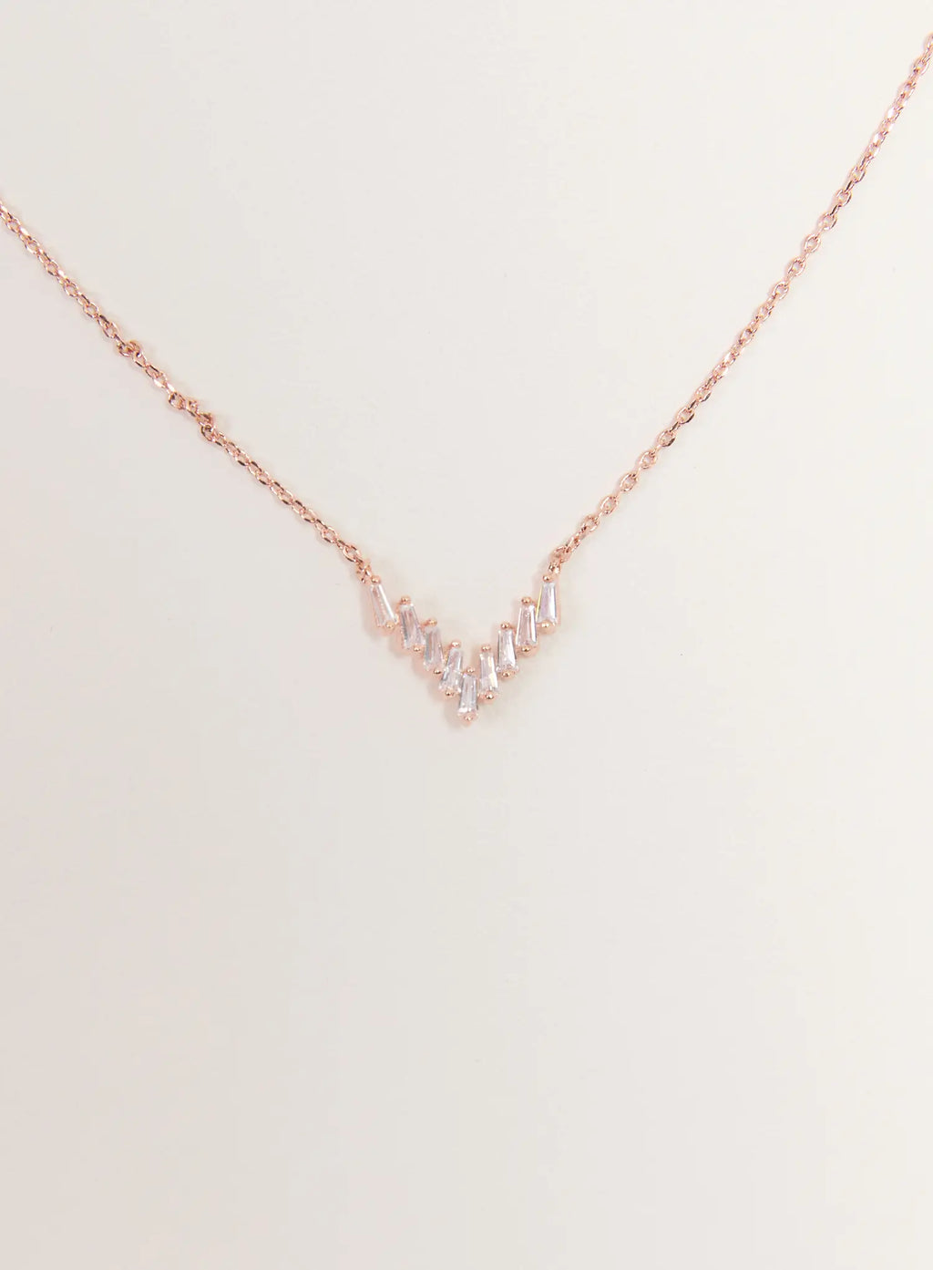 Strike V Necklace IS517