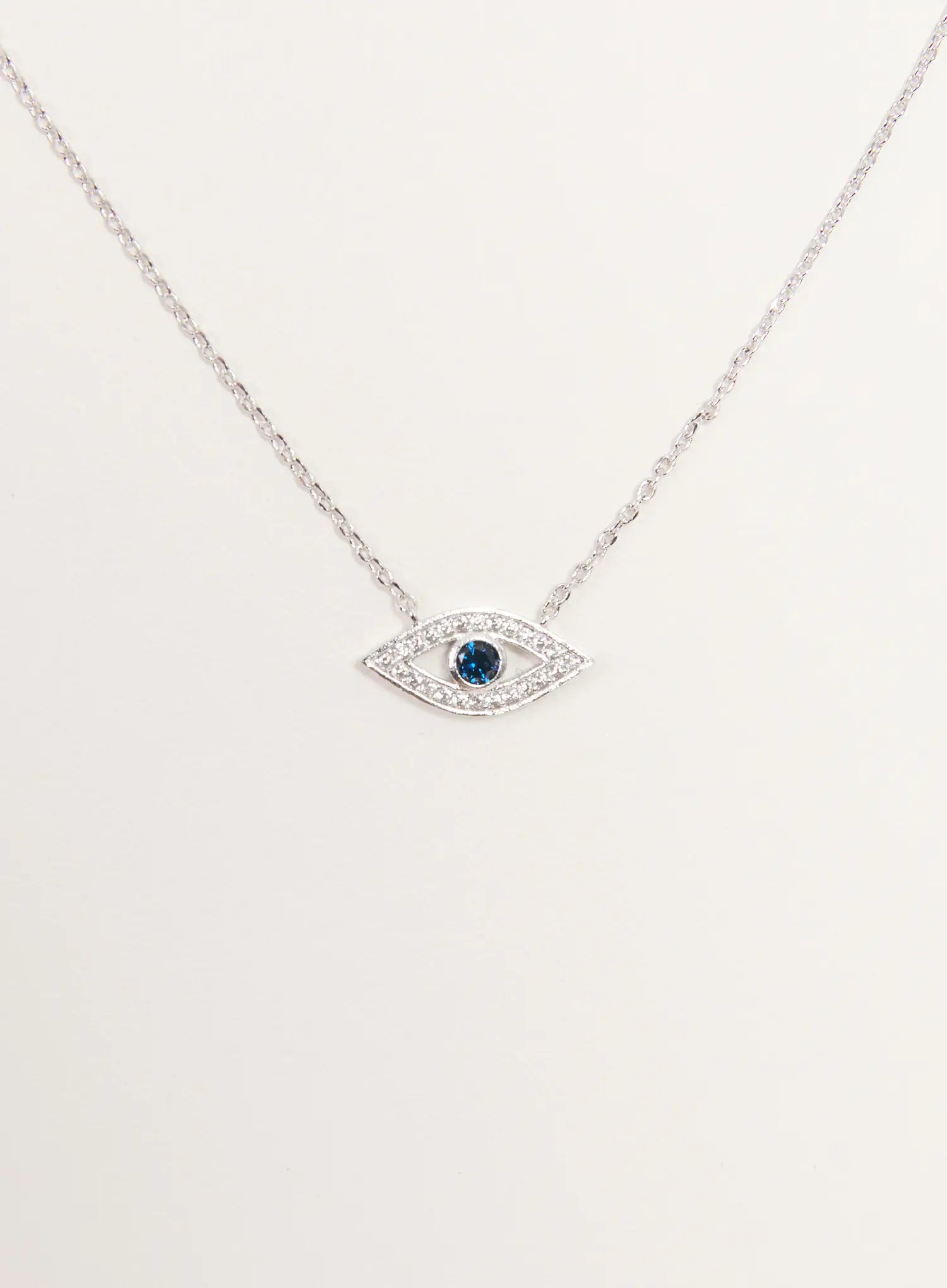 Sapphire Gaze Necklace IS517