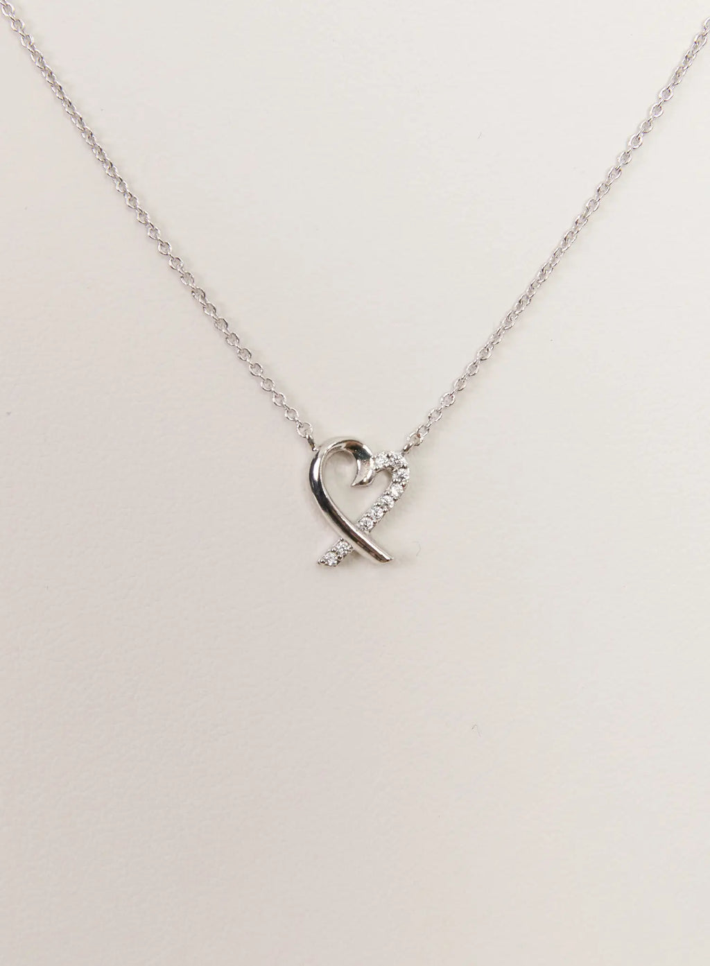 Trailing Heart Necklace IS517
