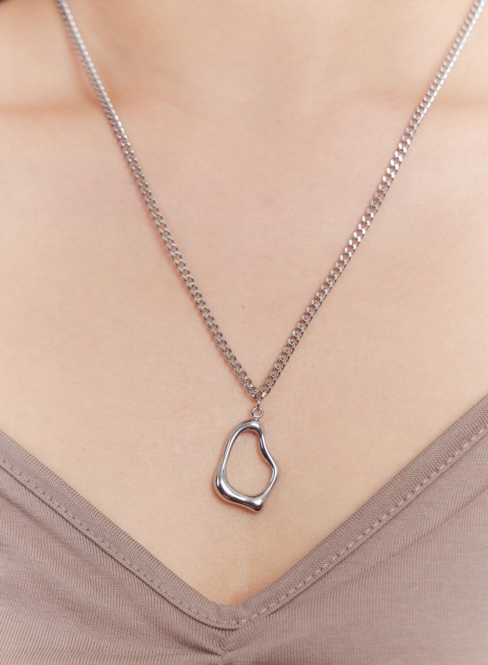 Novan Necklace IY501