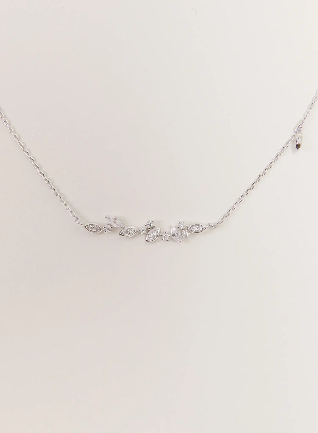 Cubic Sprout Necklace IS517