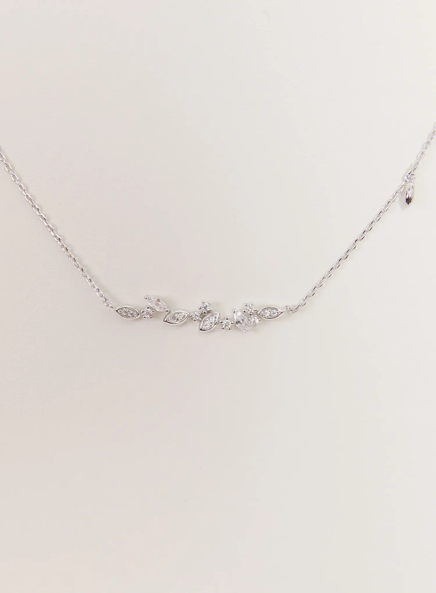 Cubic Sprout Necklace IS517