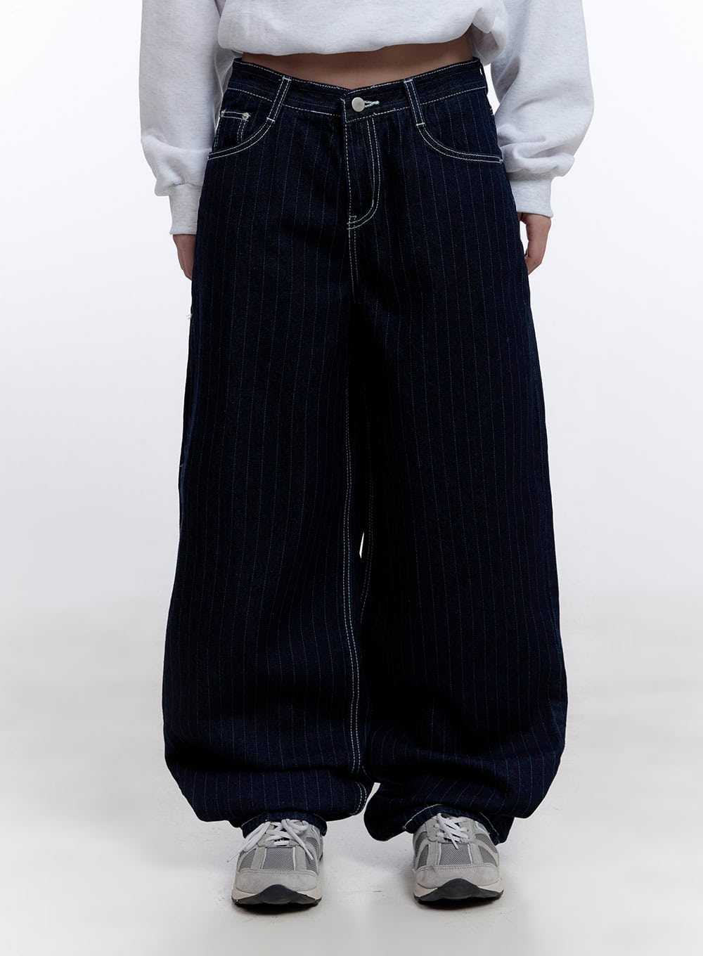 Katherine Stitched Wide-Leg Jeans CJ511