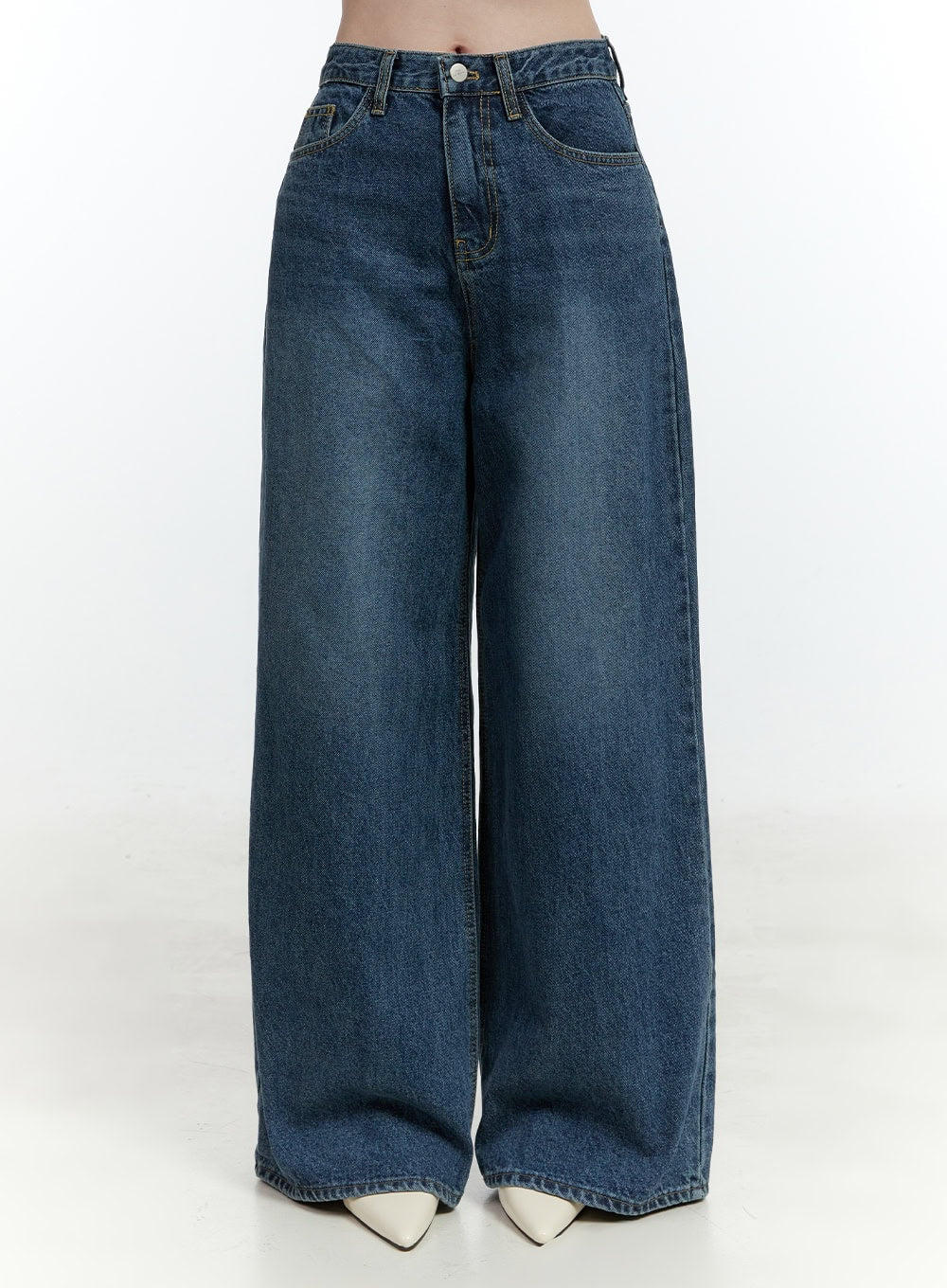 Klaudia Wide-Leg Jeans CF503