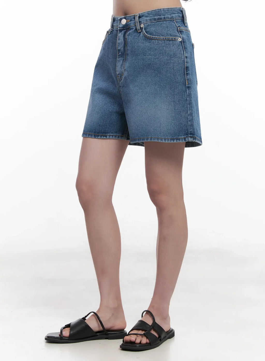 Relaxed-Fit Jorts CU523