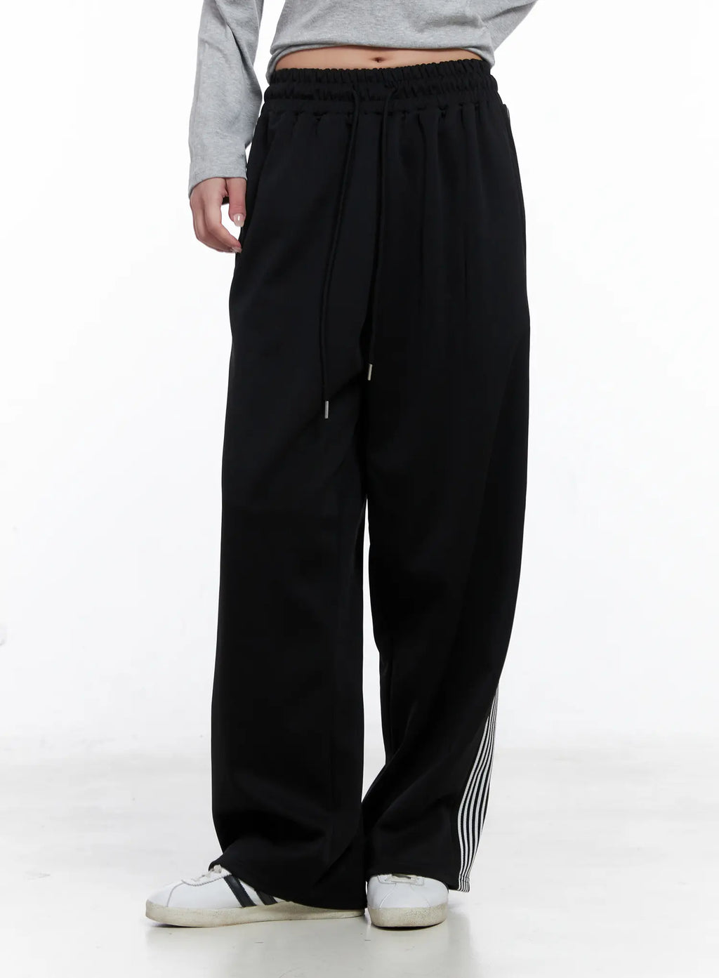 Relaxed-Fit Striped Sweatpants CS529