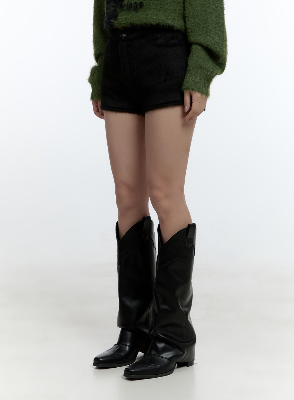 Wool-Blend Low-Rise Shorts CD424