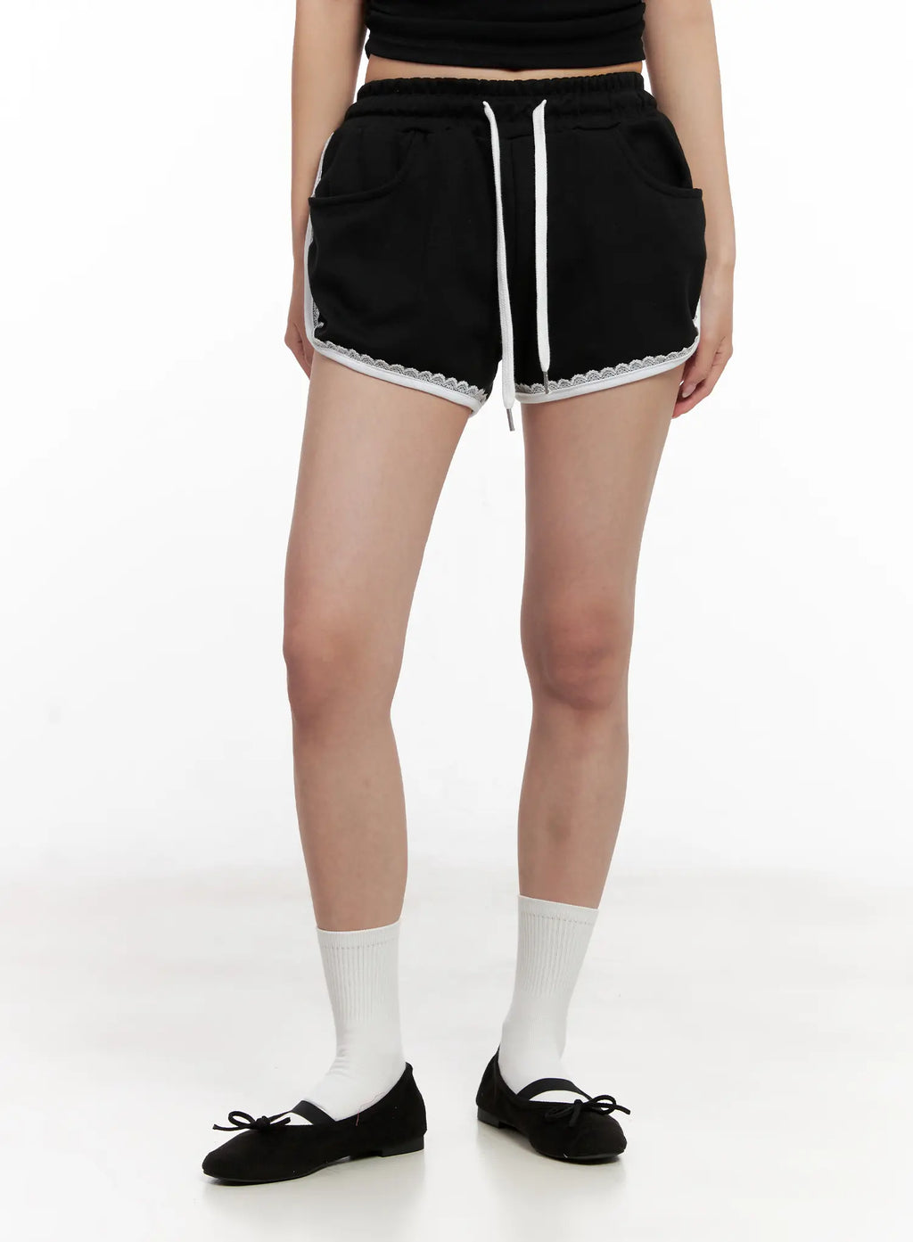 Contrast Lace-Trim Shorts CL516