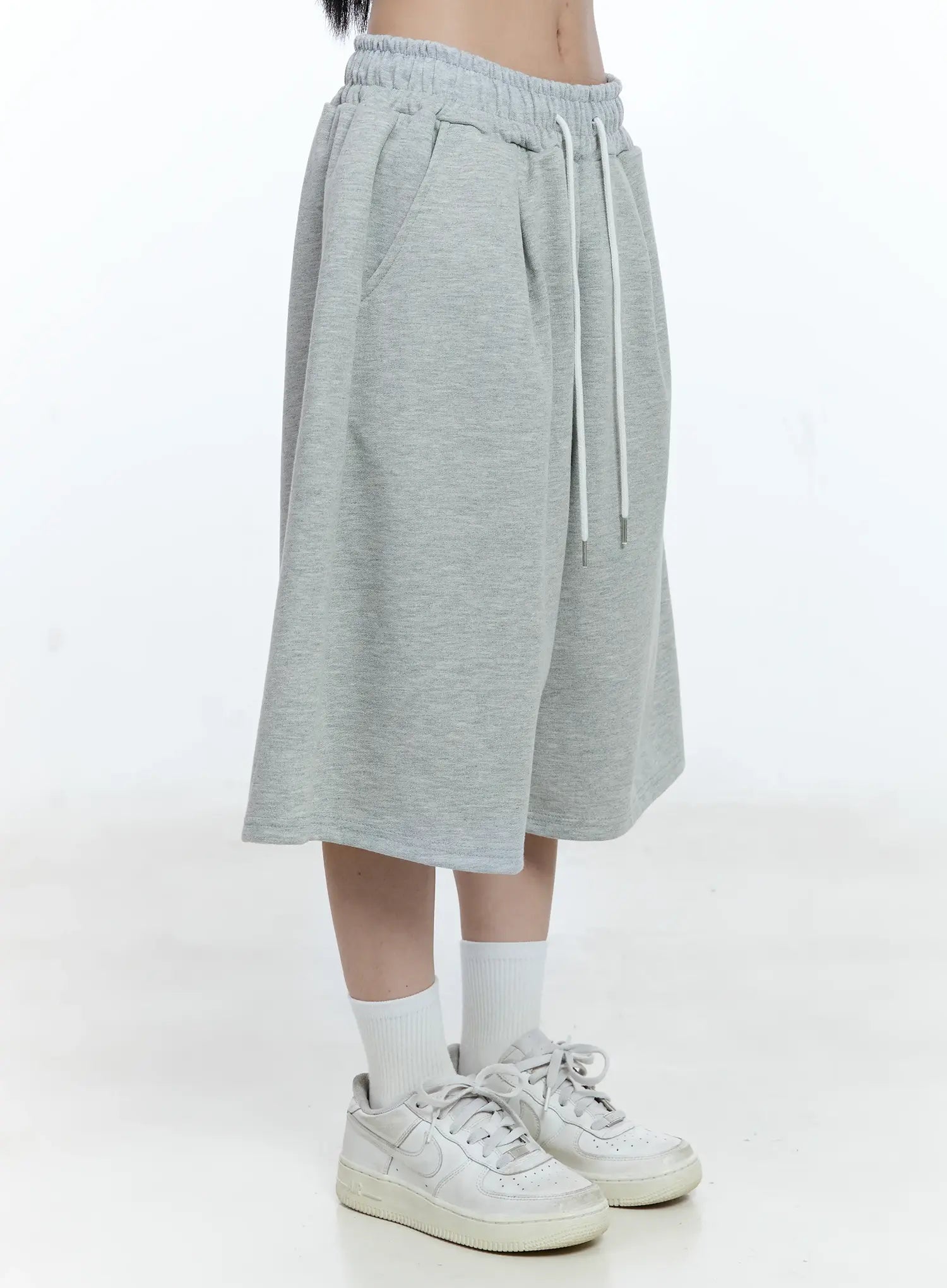 Casual Wide-Leg Bermuda Sweatshorts CG513