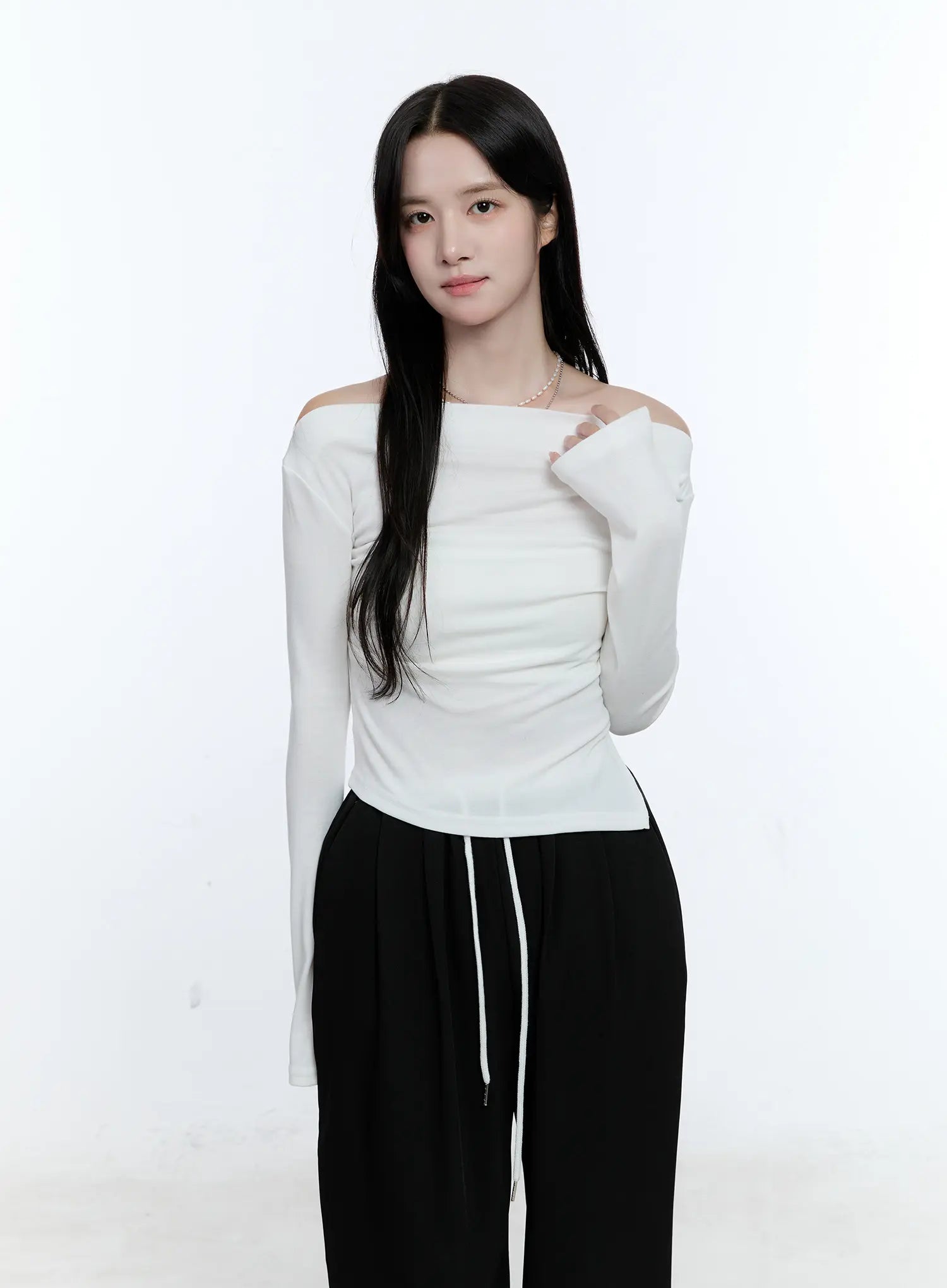 Chic Off-Shoulder Long-Sleeve Top CG512