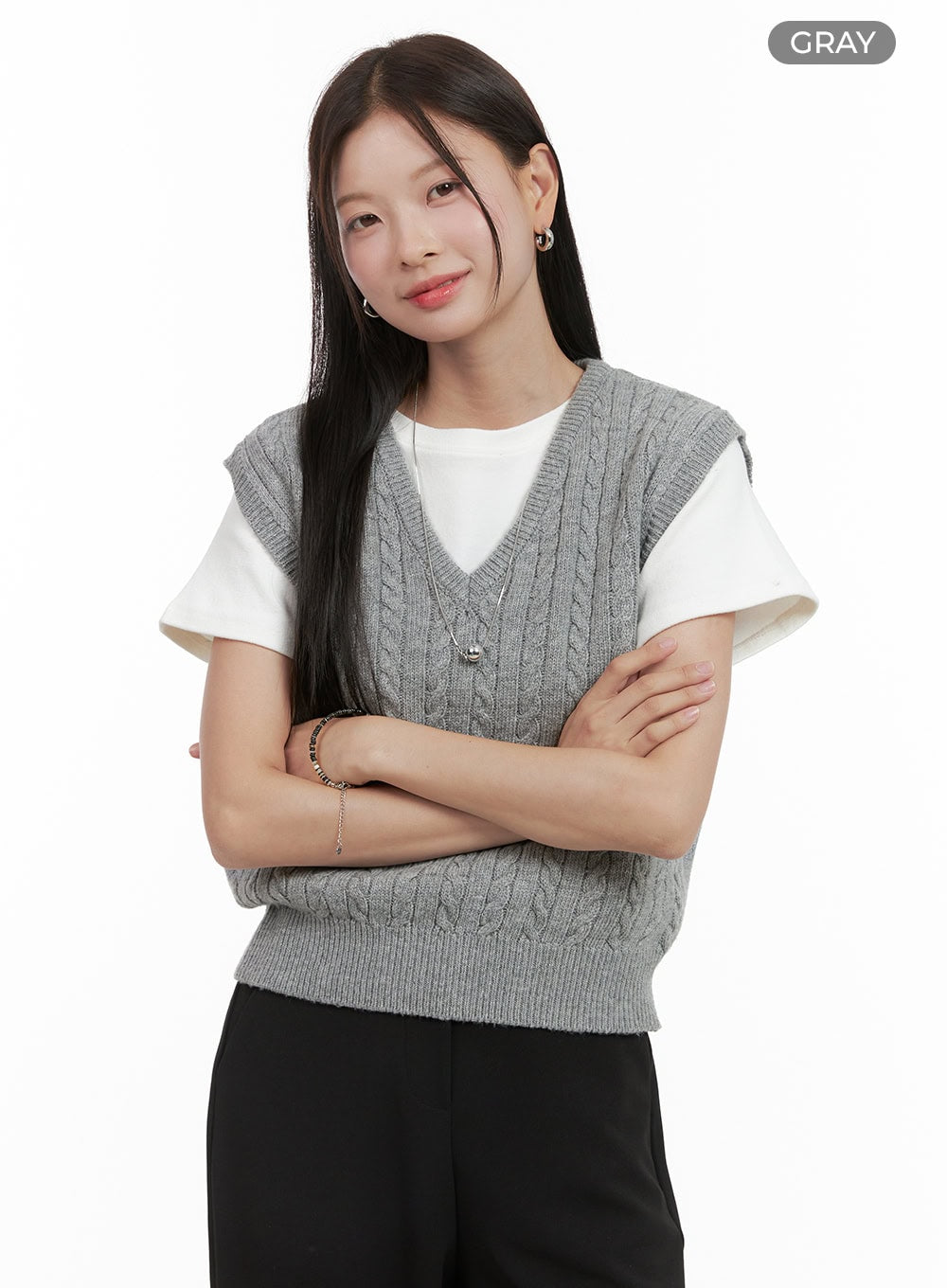 Cable Knit Sleeveless V-Neck Vest OG416