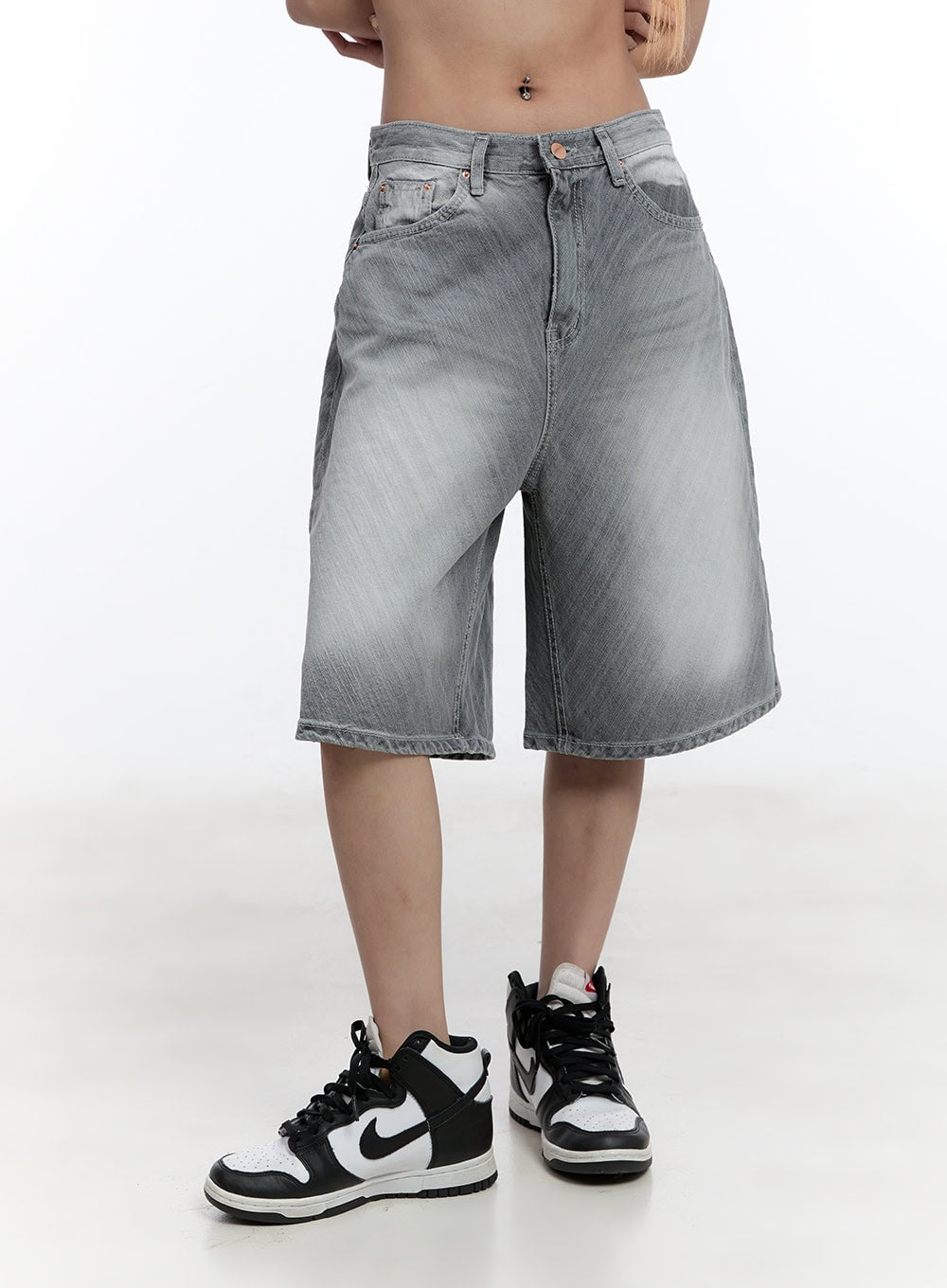 Faded Wide-Leg Jorts CU502