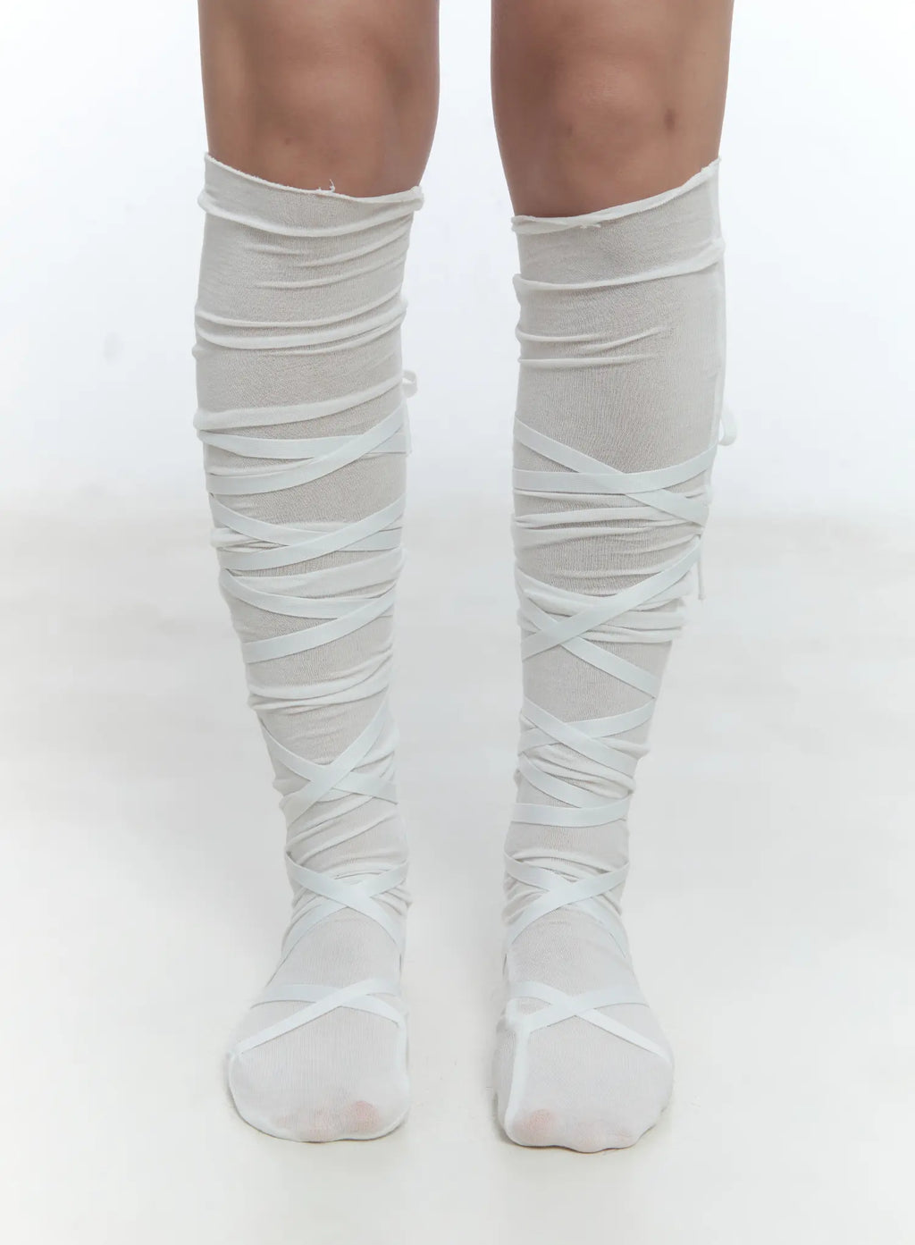 Ribbon Strap Knee-Length Socks CU527