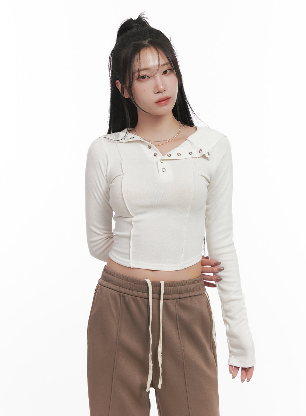 Long-Sleeve Hooded Buttoned Crop Top CJ516
