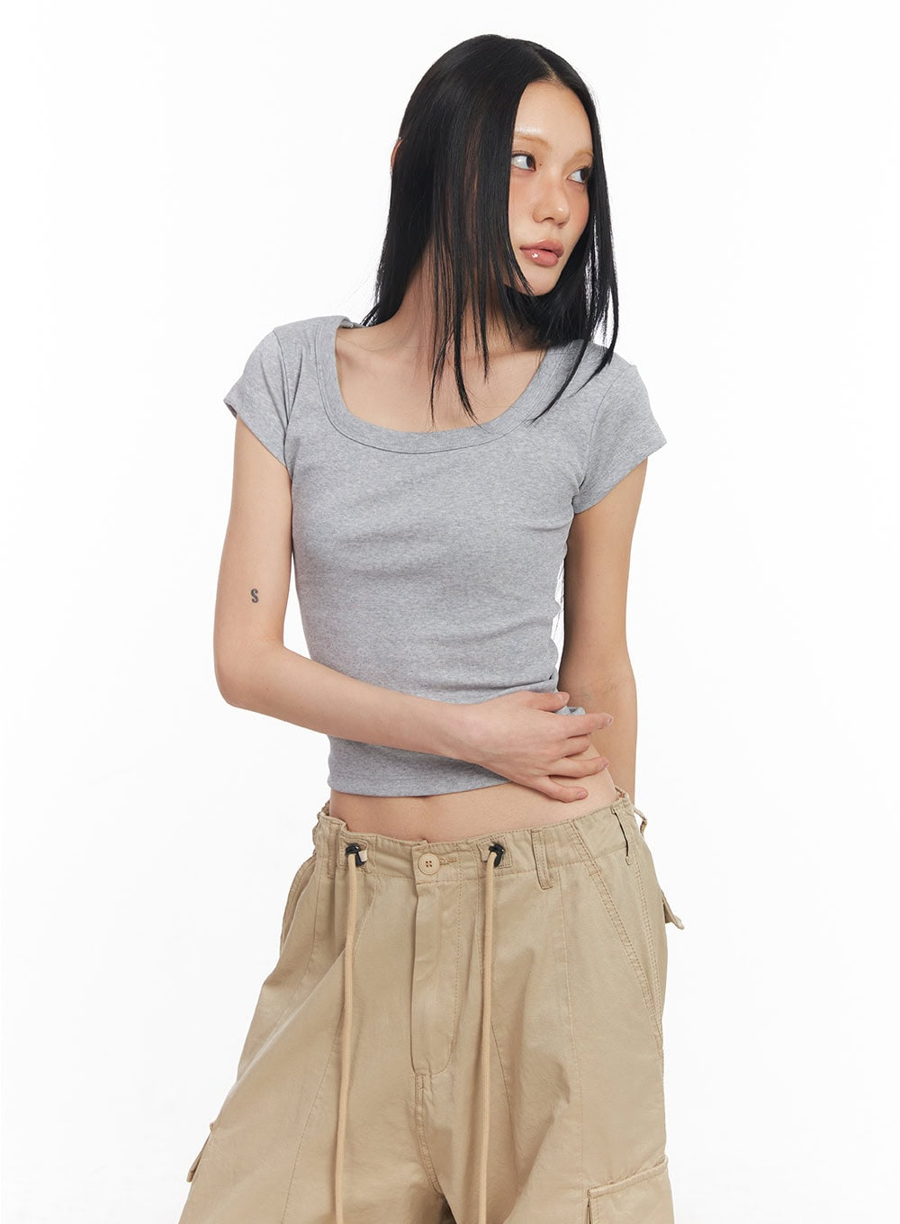 Essential U-Neck Crop Top CY528