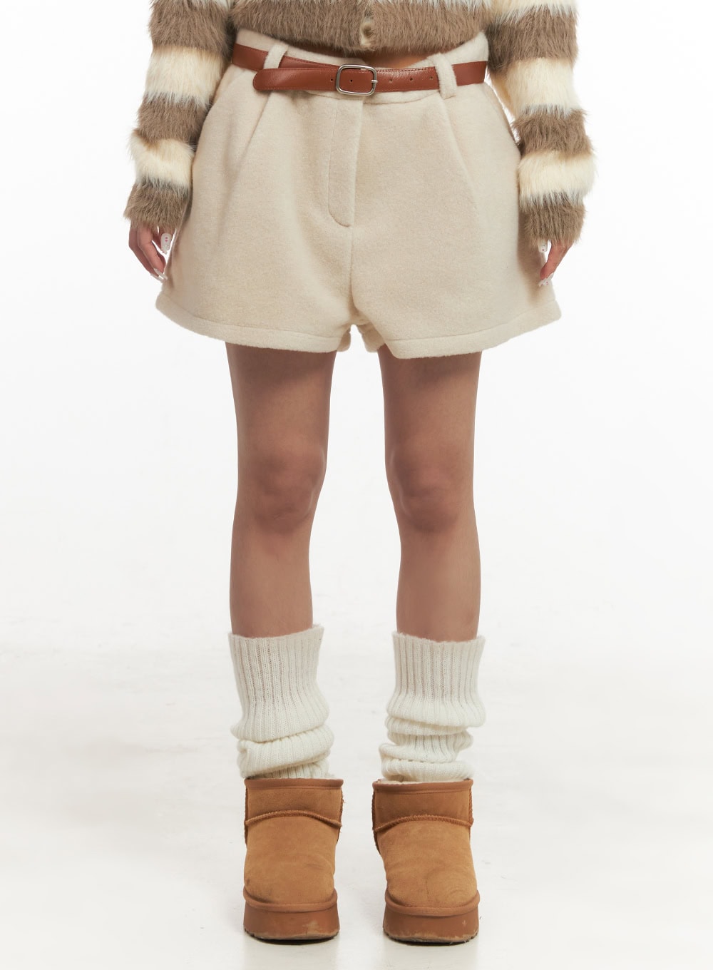 Cashmere-Blend Wide-Fit Shorts CJ507